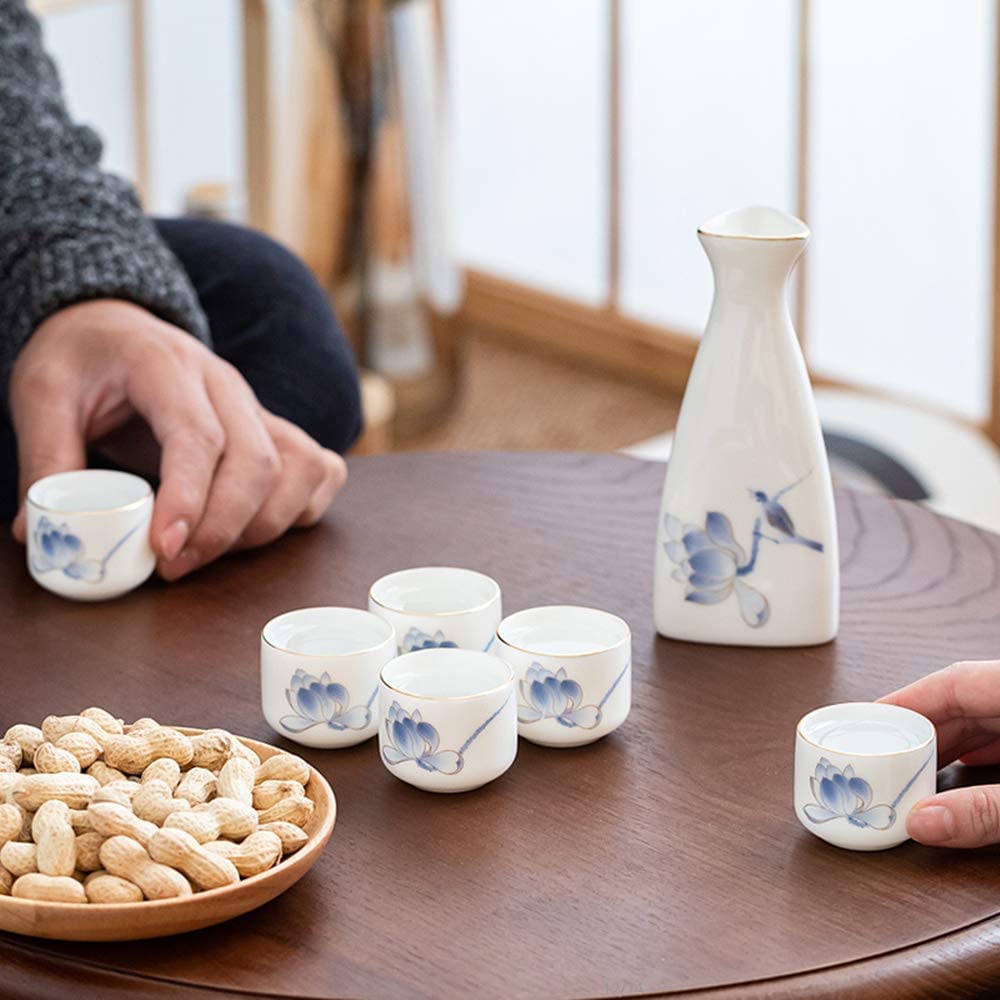 Tasse à saké Traditionnelle, Verres à vin en céramique, Service à saké Blanc Traditionnel en céramique, 7 pièces, Comprenant 1 Pot et 6 Petites Tasses à saké (Blanc Pur)