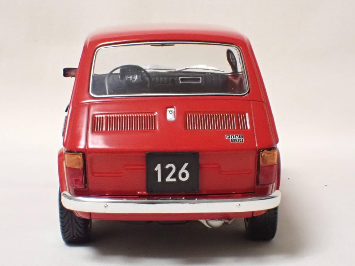 Amazon | 1/18 フィアット 126 セルジオ・サルトレッリ FIAT 126