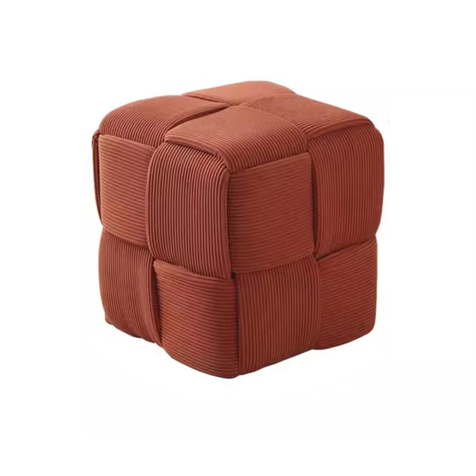 Pouf orange en velours pour créer un coin cosy chez soi