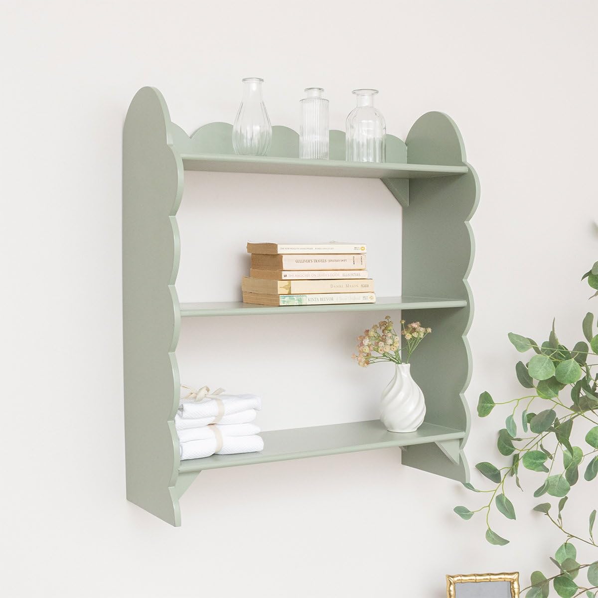 Melody Maison Sage Green Scalloped Wall Shelf with 3 Shelf Units