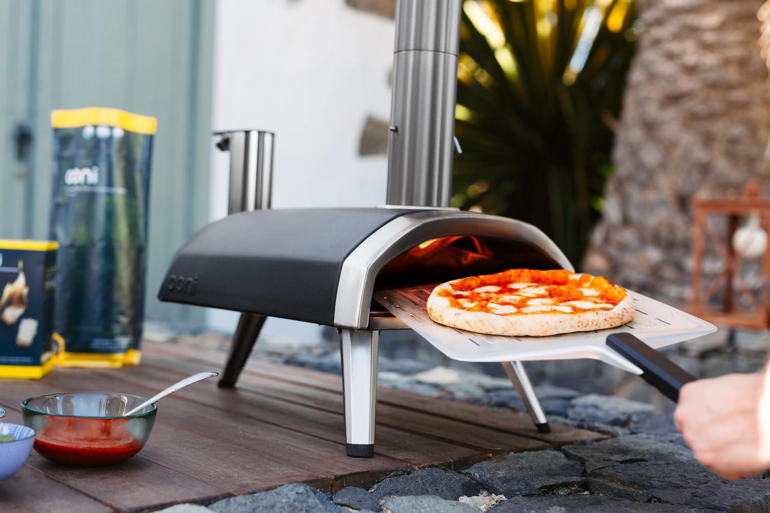Ooni, Fyra 12 - Forno per pizza portatile da giardino con pellet di legno, forno per riscaldato, per ambienti esterni, UU-P0AD00