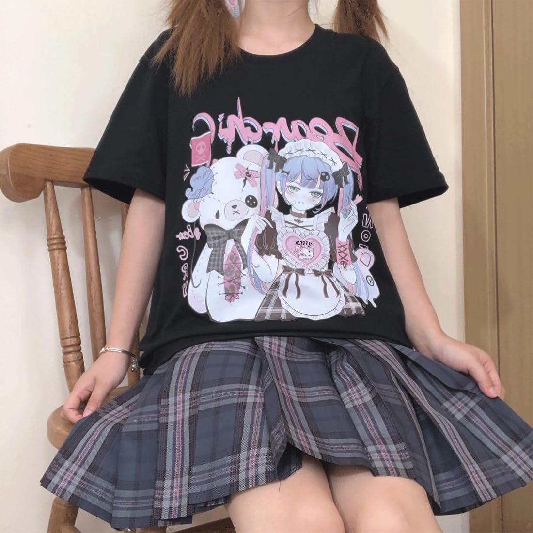 Harajuku Kawaii Pastel Goth Fashion Casual Style Soft Crewneck Cartoon Girl with Crying Bear Print T-Shirt - Image 4