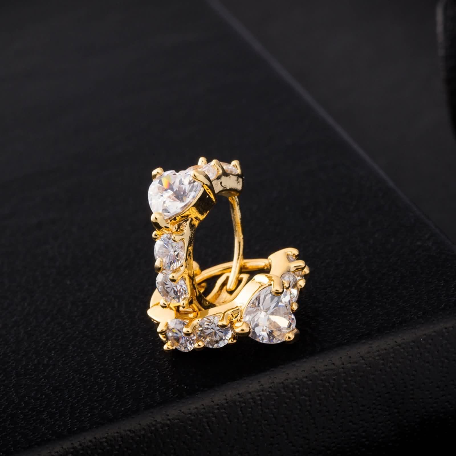 Pendientes de oro amarillo de 9 quilates 375 para mujer, pendientes de aro de Moissanit Hoop con corazón tallado en corazón, oro de 9 quilates, pequeños con moissanite