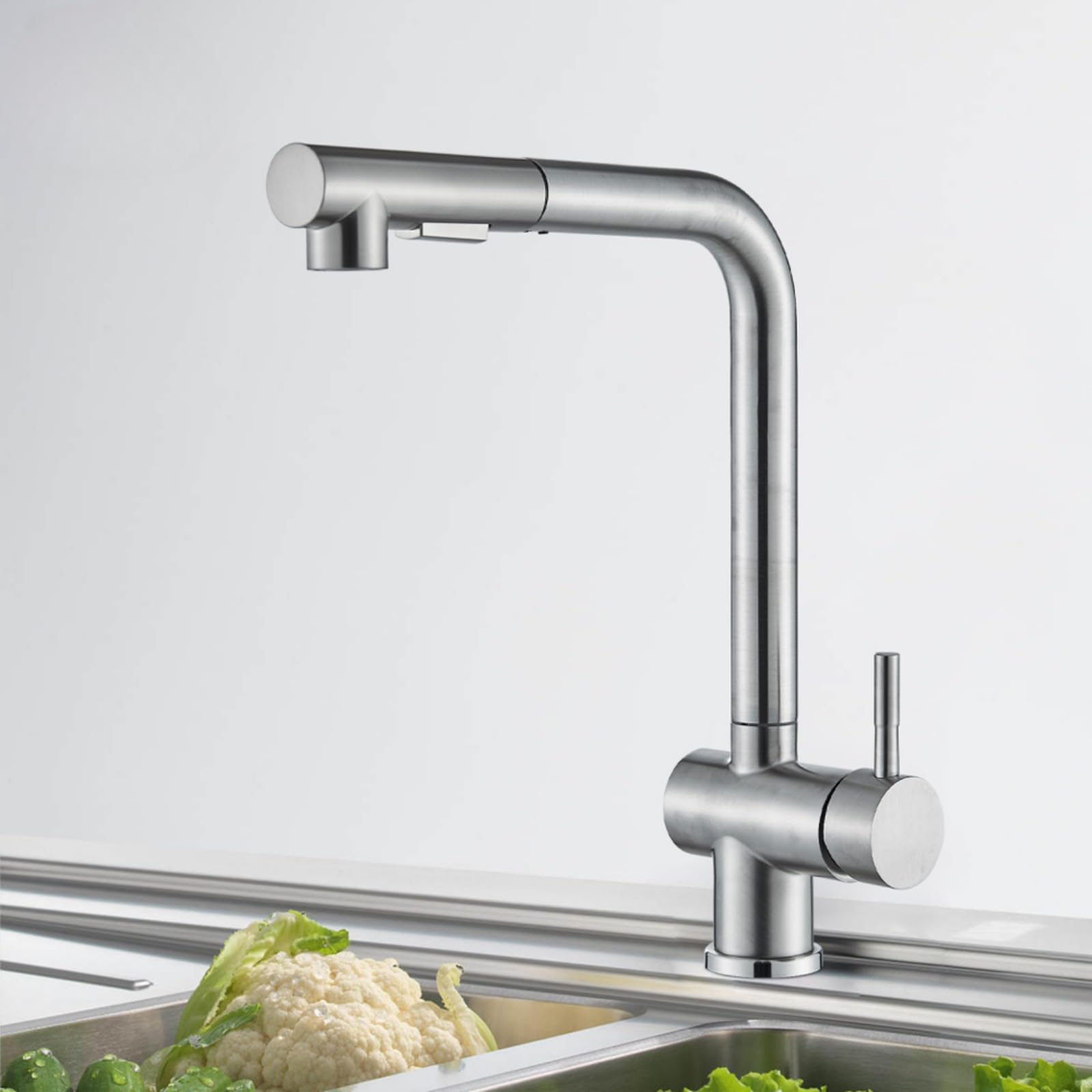 Robinet d'évier extractible en acier inoxydable pour faciliter la cuisine créative