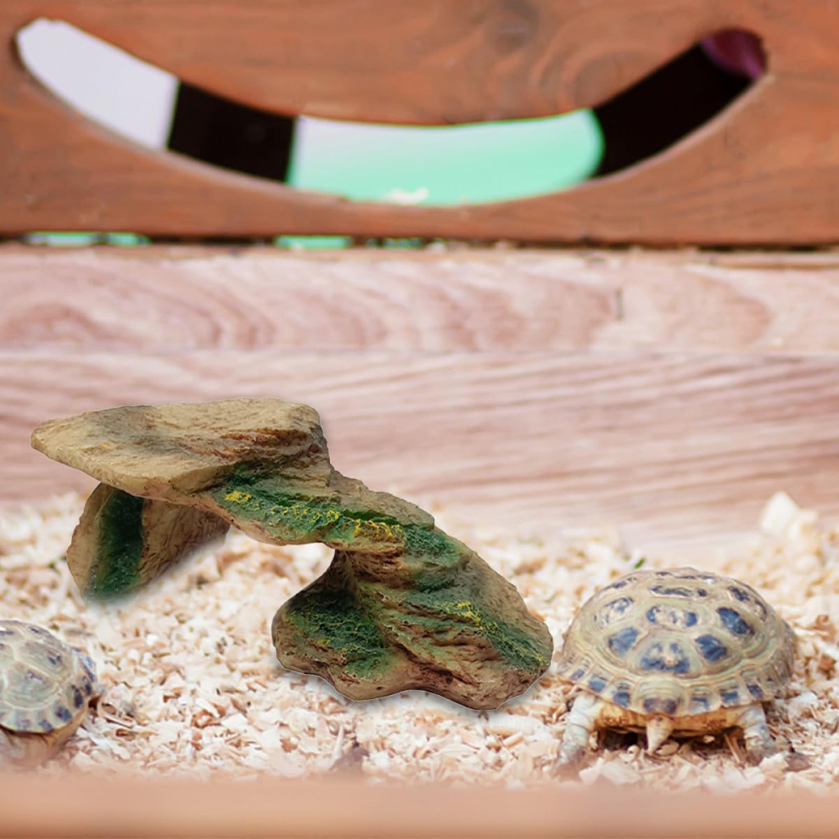 Resin Reptile Rock Hideout Small Lightweight Basking Platform and Climbing Habitat for Turtles Snakes and Bearded Dragons Decorative Amphibian Habitat Ornament