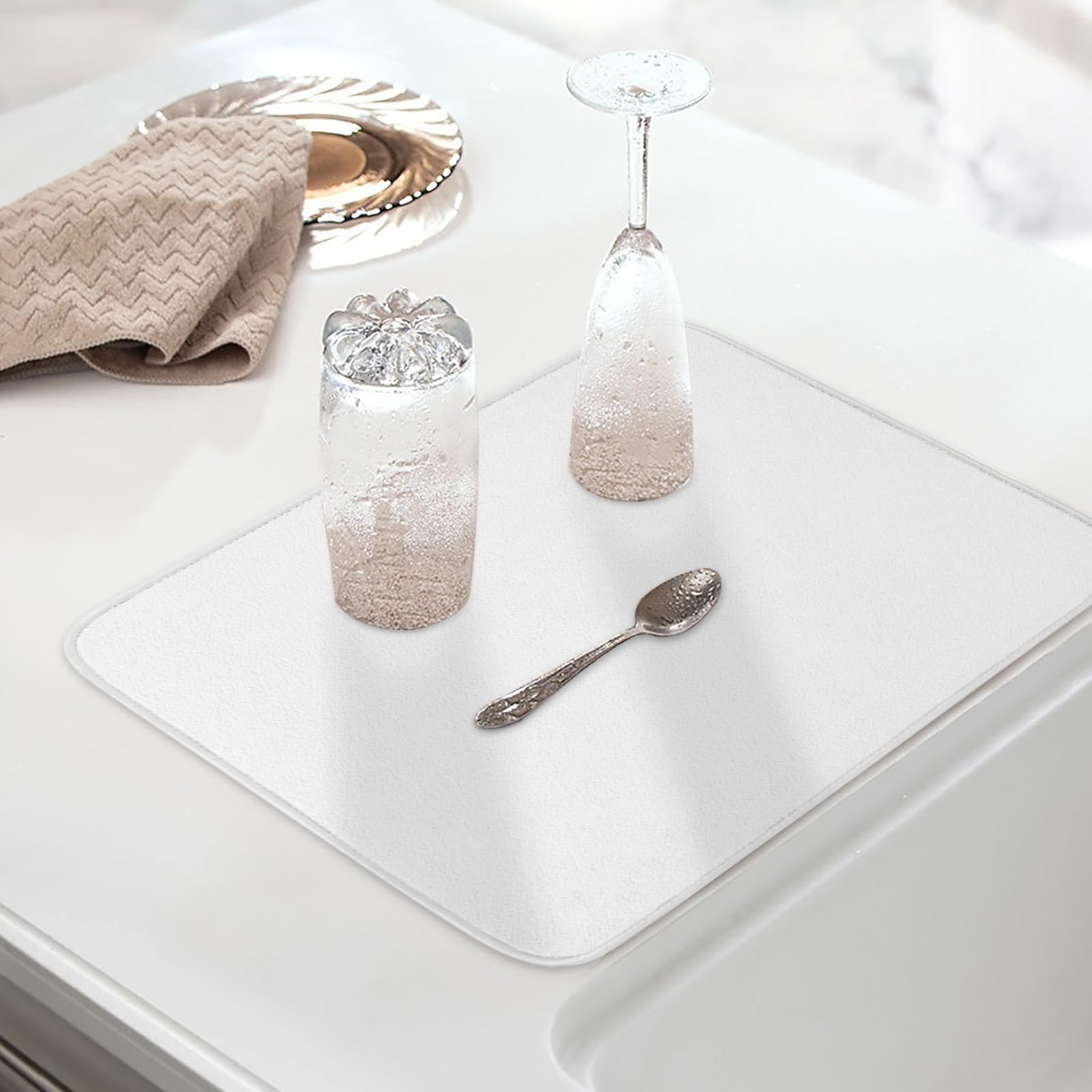 Ultra-chłonne maty do suszenia naczyń z mikrofibry zestaw 40 cm x 45 cm jednolity biały blat kuchenny stojak podkładki nowoczesny minimalistyczny design 2-pak na butelki i naczynia