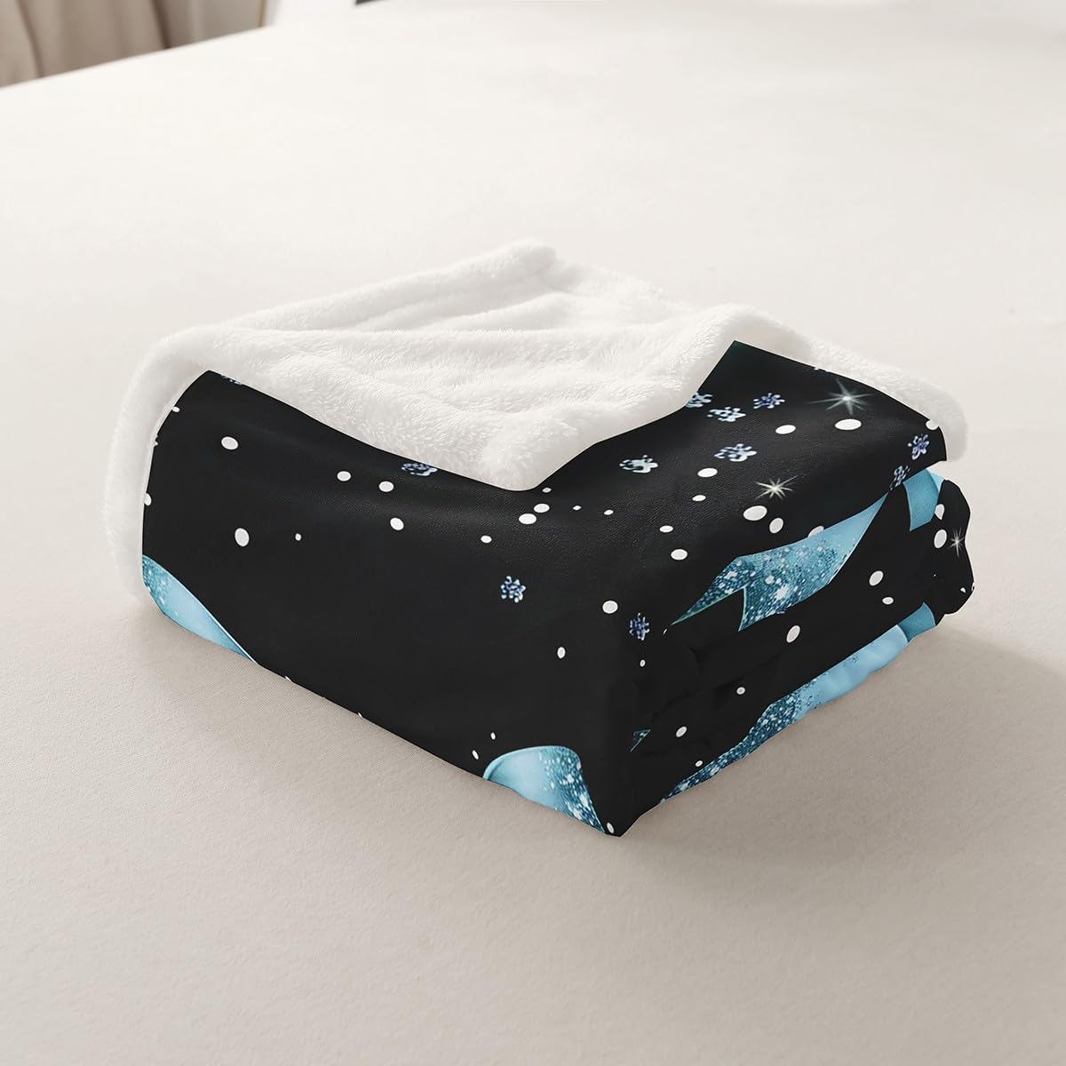 Homewish Niebieska muszka koc sherpa, kawaii, kokarda, puszysty, pluszowy koc z nadrukiem gwiazd, koc polarowy, gwiaździste niebo, dekoracja na łóżko, kanapę podwójną, 152 x 203 cm, z dekoracją