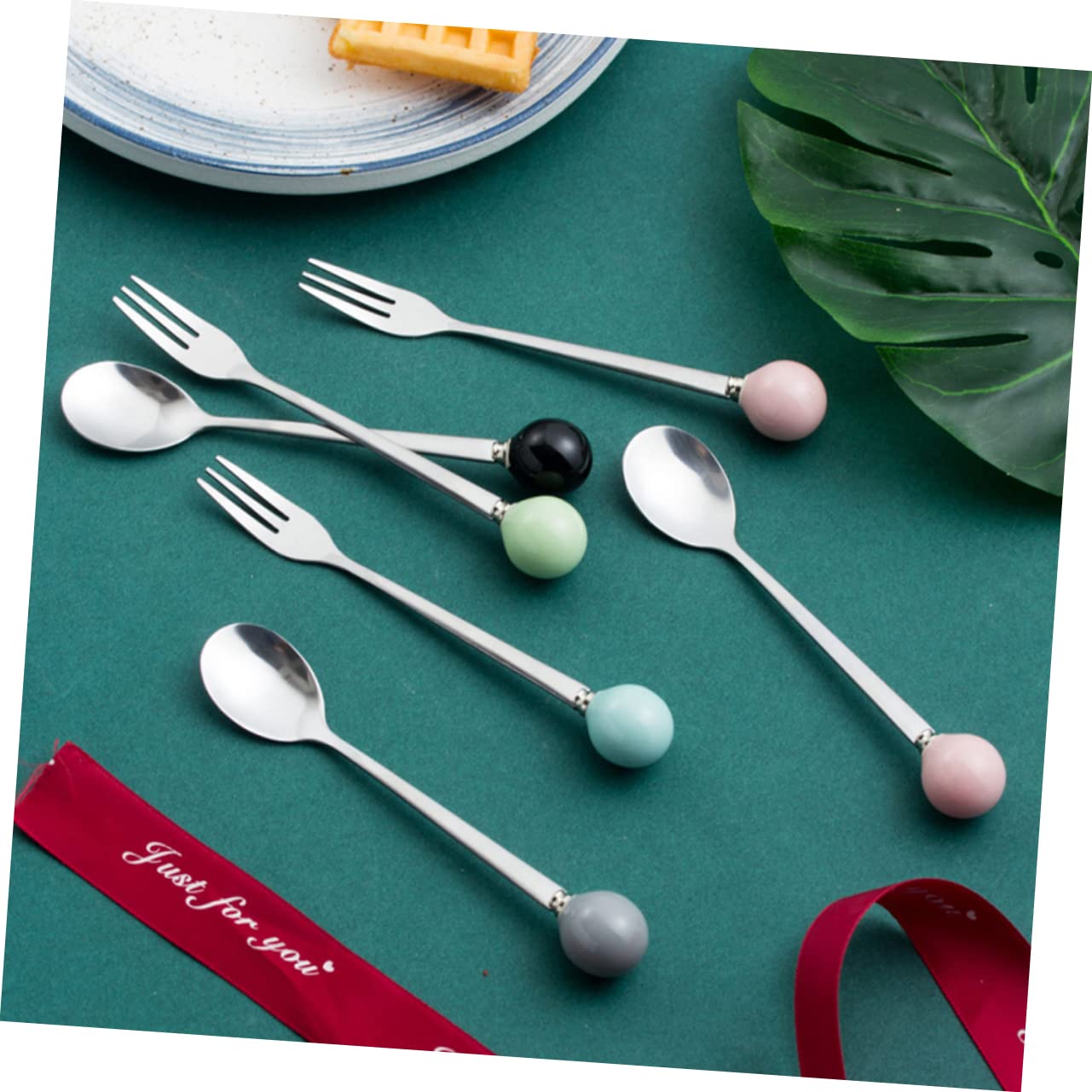 Amosfun 18 Piezas Vajilla para el hogar tenedores para servir tenedores de postre cuchillería cucharas soperas cucharillas postre tenedor de e tenedor de helado Black