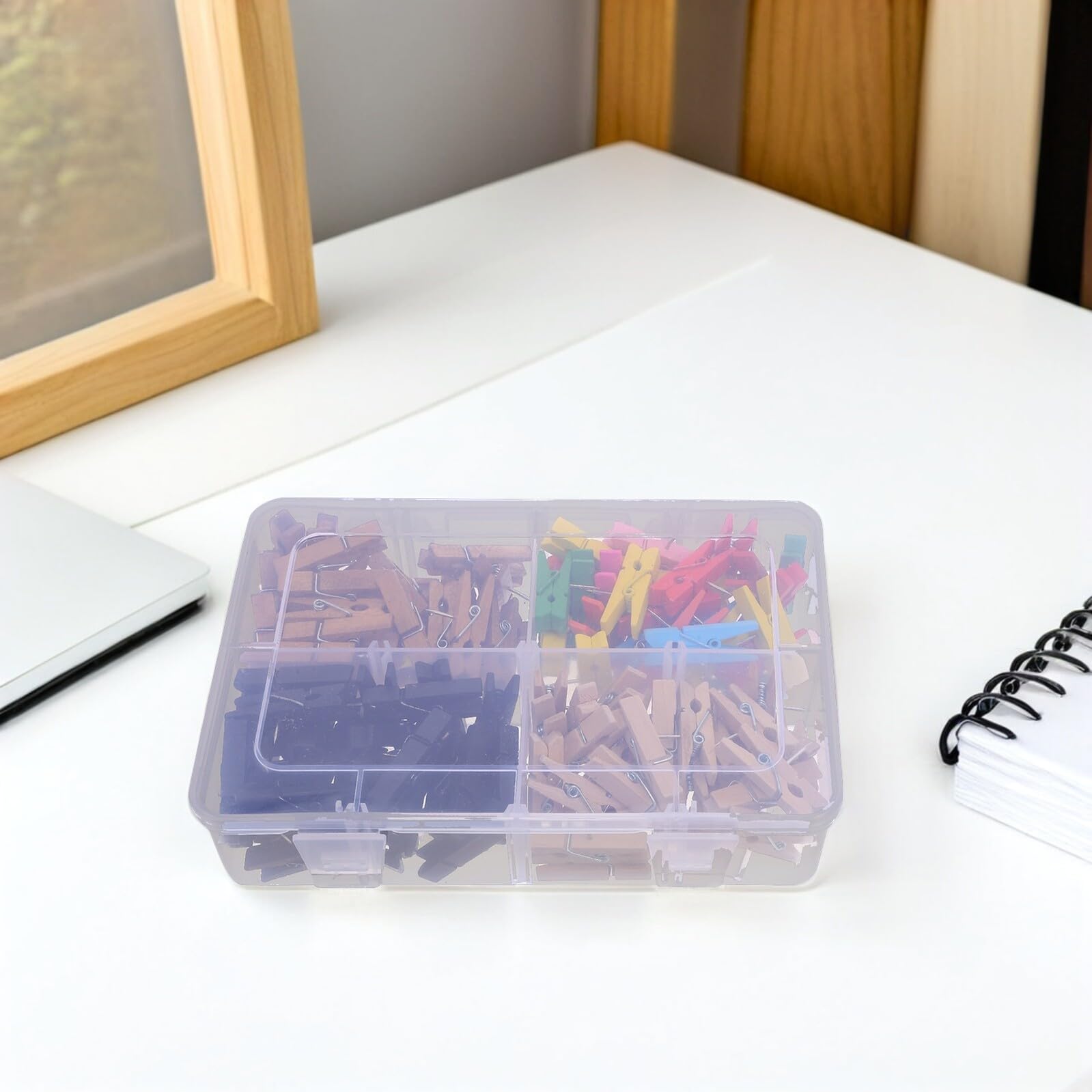 120 Stück Holz Reißzwecken mit Clip Kleiner Foto Pinnwand Haken und Metall Multifunktionale Kork Reißzwecken für Büro Zuhause und Klassenzimmer Inklusive Transparenter