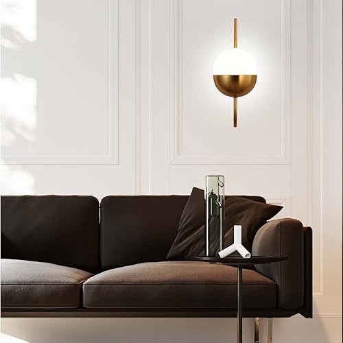 Miniatura 2 de Cuaulans Aplique de pared dorado de latón, lámpara de pared moderna de mediados de siglo, iluminación de pared de globo con pantalla de vidrio