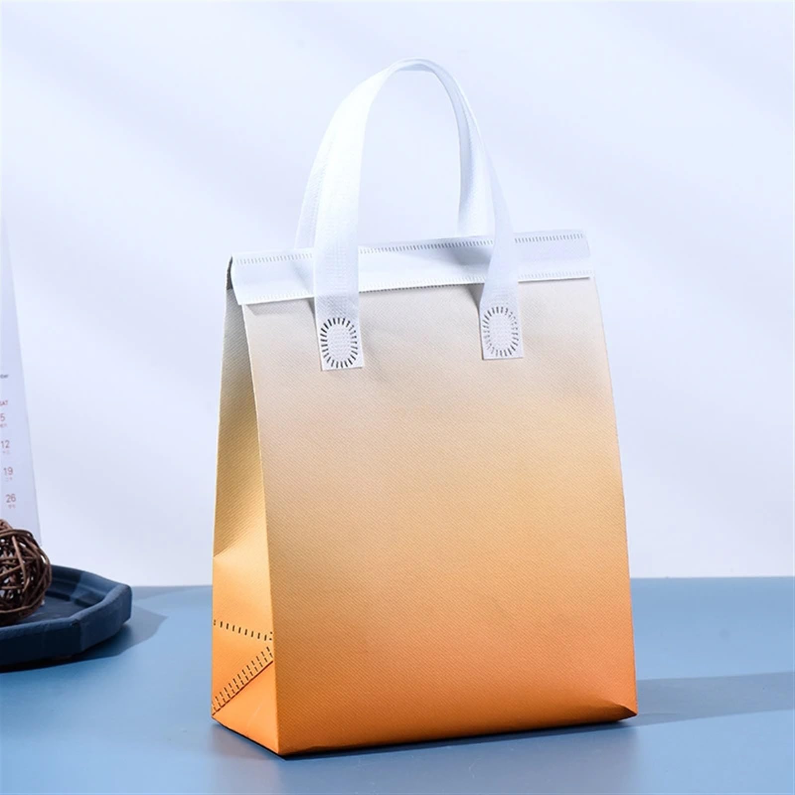 Sac Isotherme de Livraison Lot de 50 sacs fourre-tout isolants non tissés en tissu portable for aliments, gâteaux, boissons, emballage, garder au chaud et au froid, pochettes de livraison(Pink and whi