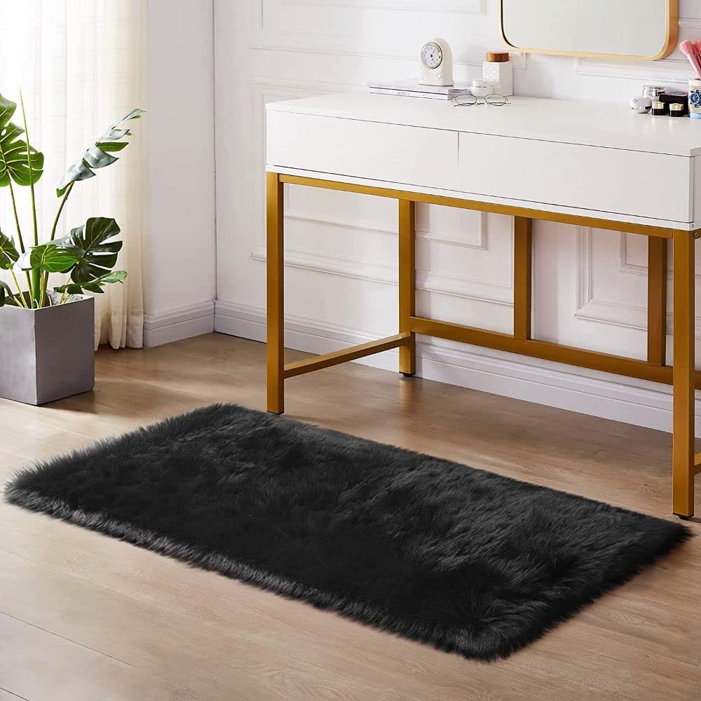 CottonFry Faux Long Pile Fluffy Fur Rugs Bedroom Furry Carpet Sheepskin Area Rugs Kids Room Decor Rectangle Shaped Rug Faux Fur (16x24, Black)-picture-28