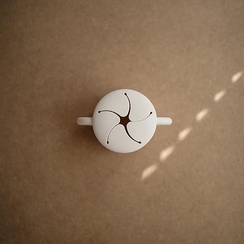 Miniatura 3 de mushie Taza de silicona para refrigerios  Contenedor de comida a prueba de derrames para niños pequeños y bebés (marfil)