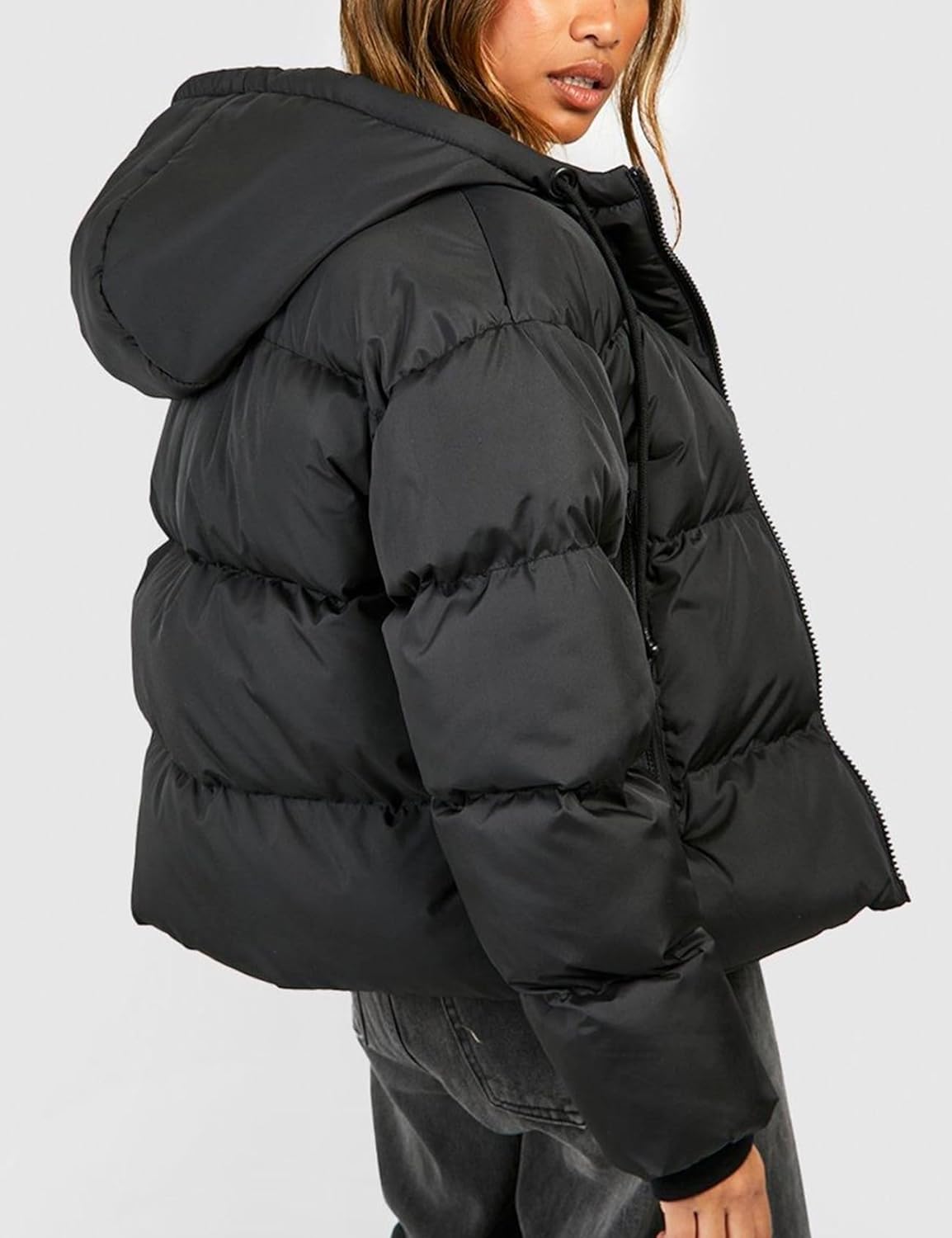 Wyeysyt Women's Cropped Puffer Jackets Winter Warm Lightweight Quilted Jackets Hooded Full Zip Coats with Pockets - Image 3