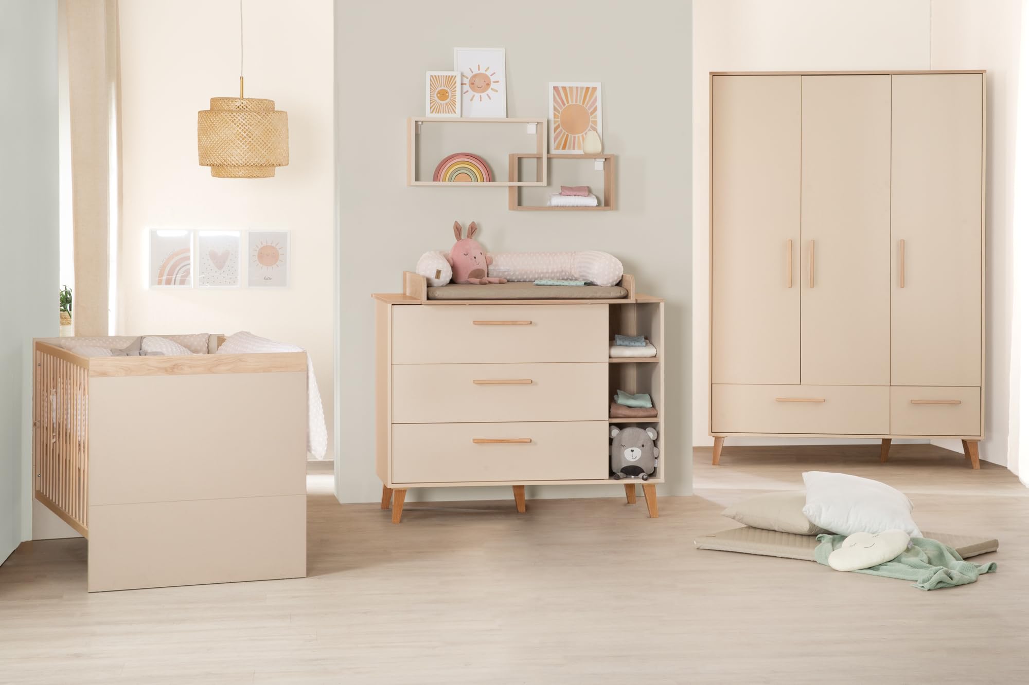 roba Babyzimmer Set Jil - 2-teiliges Set mit Kombi-Kinderbett 70x140cm + Wickelkommode mit abnehmbarem Wickelaufsatz - Cashmere/Holzdekor Chestnut