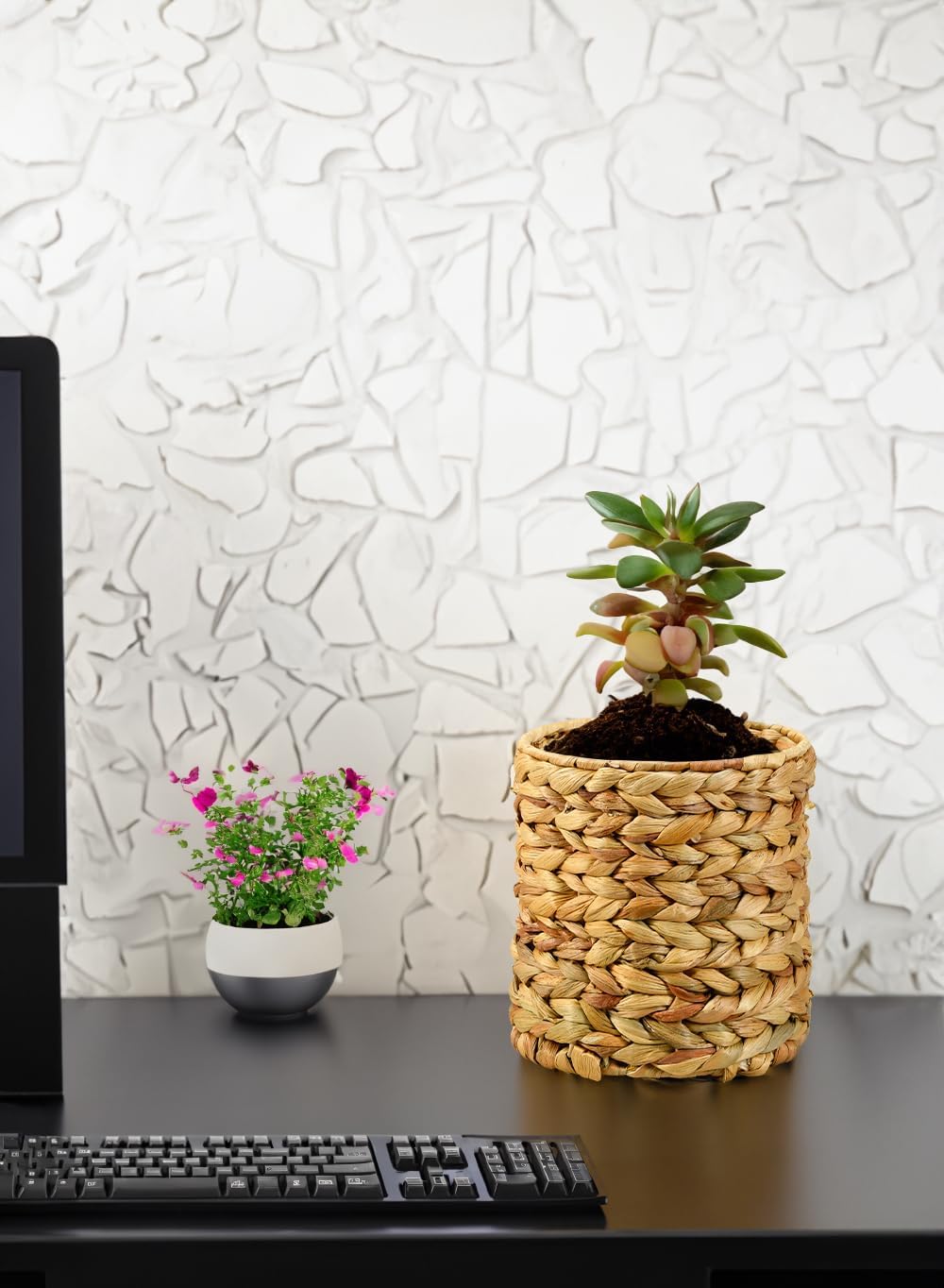 Serene Spaces Living Eco-Friendly Water Hyacinth Vases - Stylish Flower Vases for Centerpieces, Weddings, Party Tables, Dining or Coffee Table, Thanksgiving, Fall Decor, 6.5" Diameter & 7" Tall