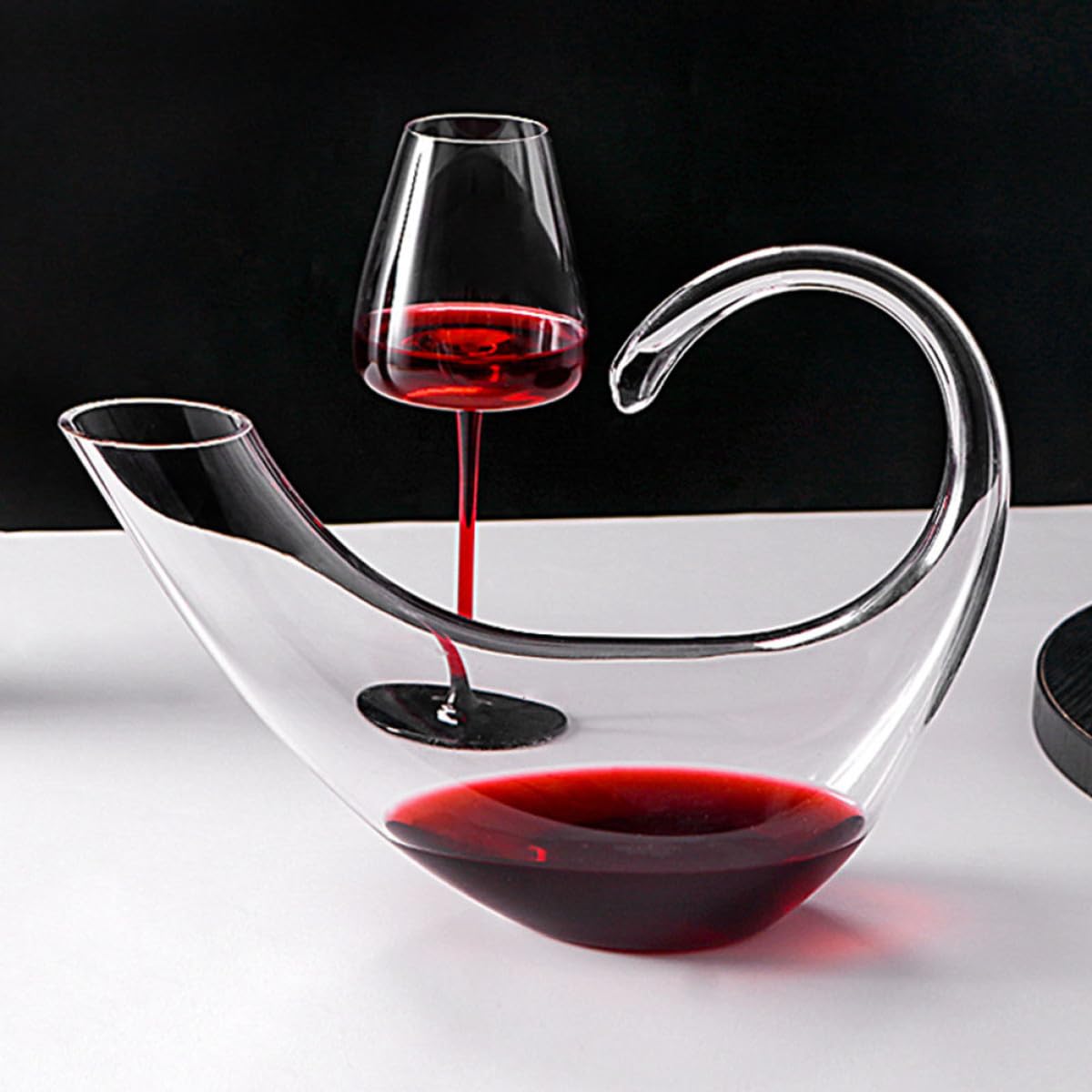 Cabilock Decantador de Vino Transparente Elegante de Vidrio Dispensador de Licor para Uso Doméstico Diseño Creativo y Duradero Jarra de Cristal Estilo Europeo para Almacenamiento