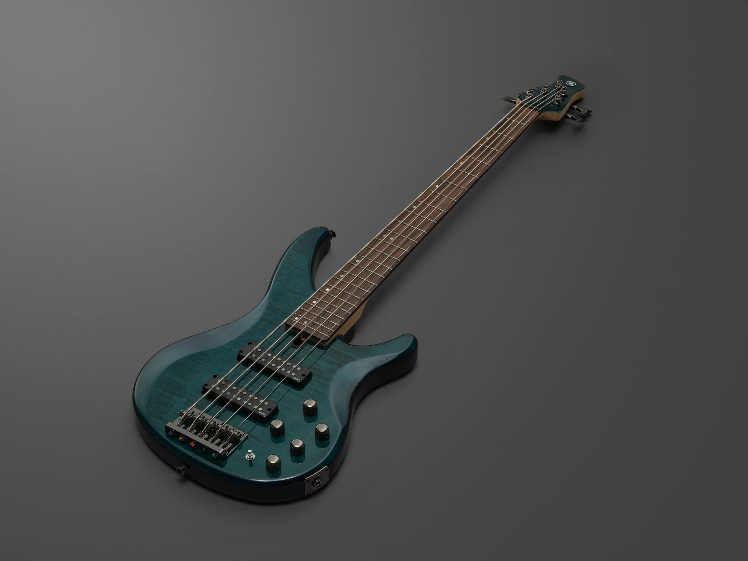 Amazon.com: Yamaha TRBX605 5-String Flamed Maple Bass Guitar