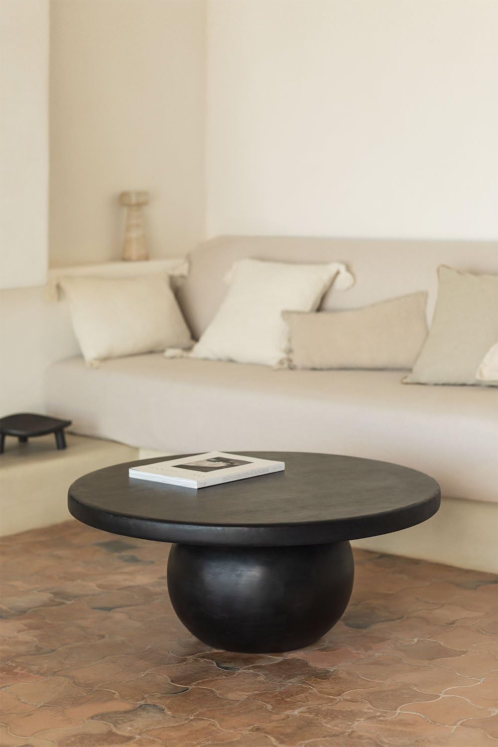 Table Basse Ovale En Bois De Manguier Sklum - Dimensions 129,5 X 47 X 53 Cm - Avec Rangement