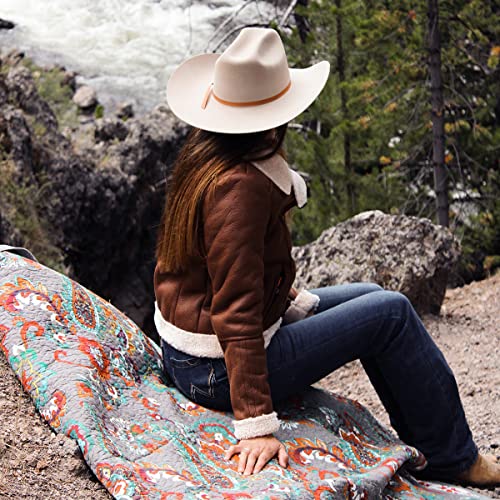 Image of Paseo Road Abbie 2 Piece Twin, Teal Cotton Western Reversible Quilt Set