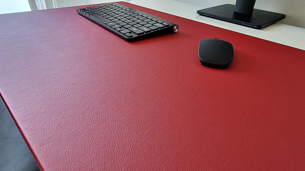 Gewinkelte Schreibtischunterlage mit Kantenschutz sanft lux Leder 70 x 47 Rot