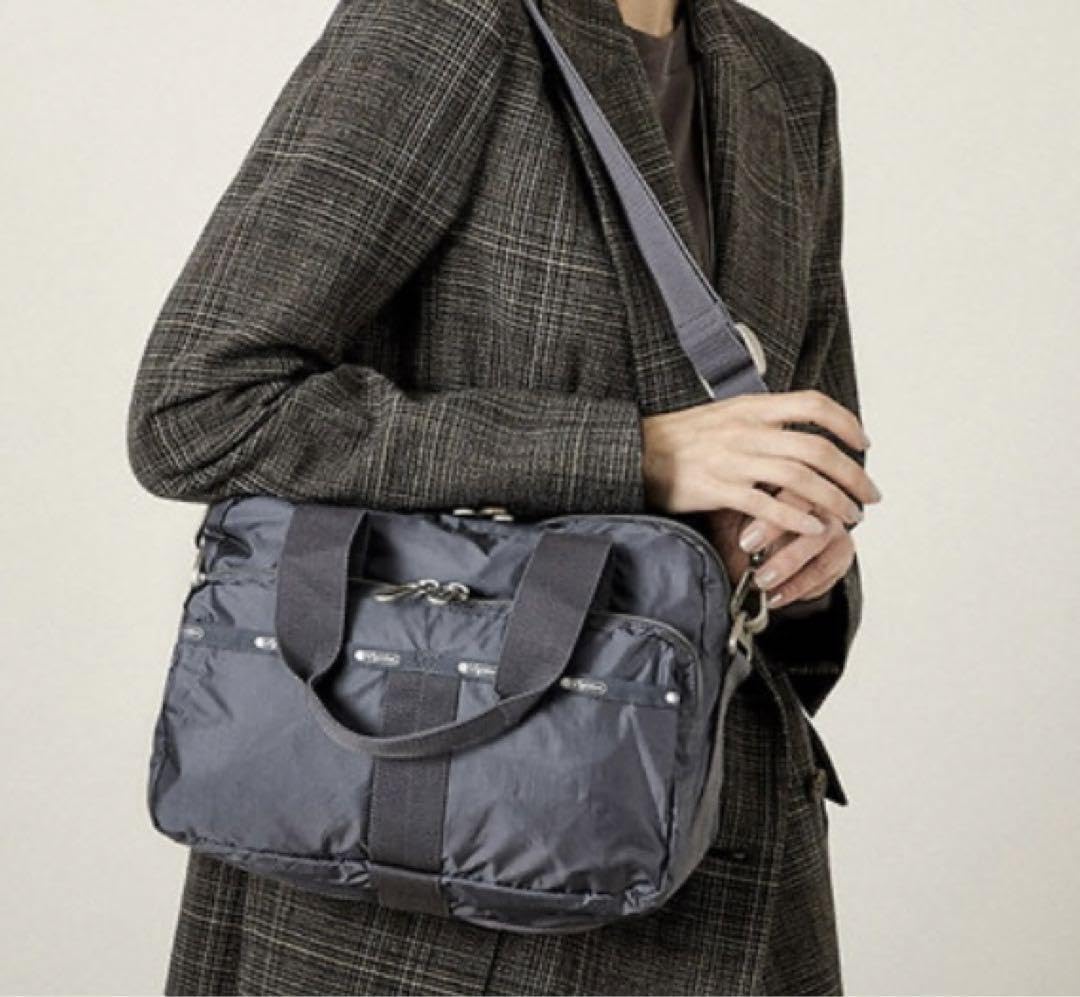 美品大人気LESPORTSACレスポートサック2WAYエッセンシャル　グレー Essential Collection（エッセンシャルコレクション