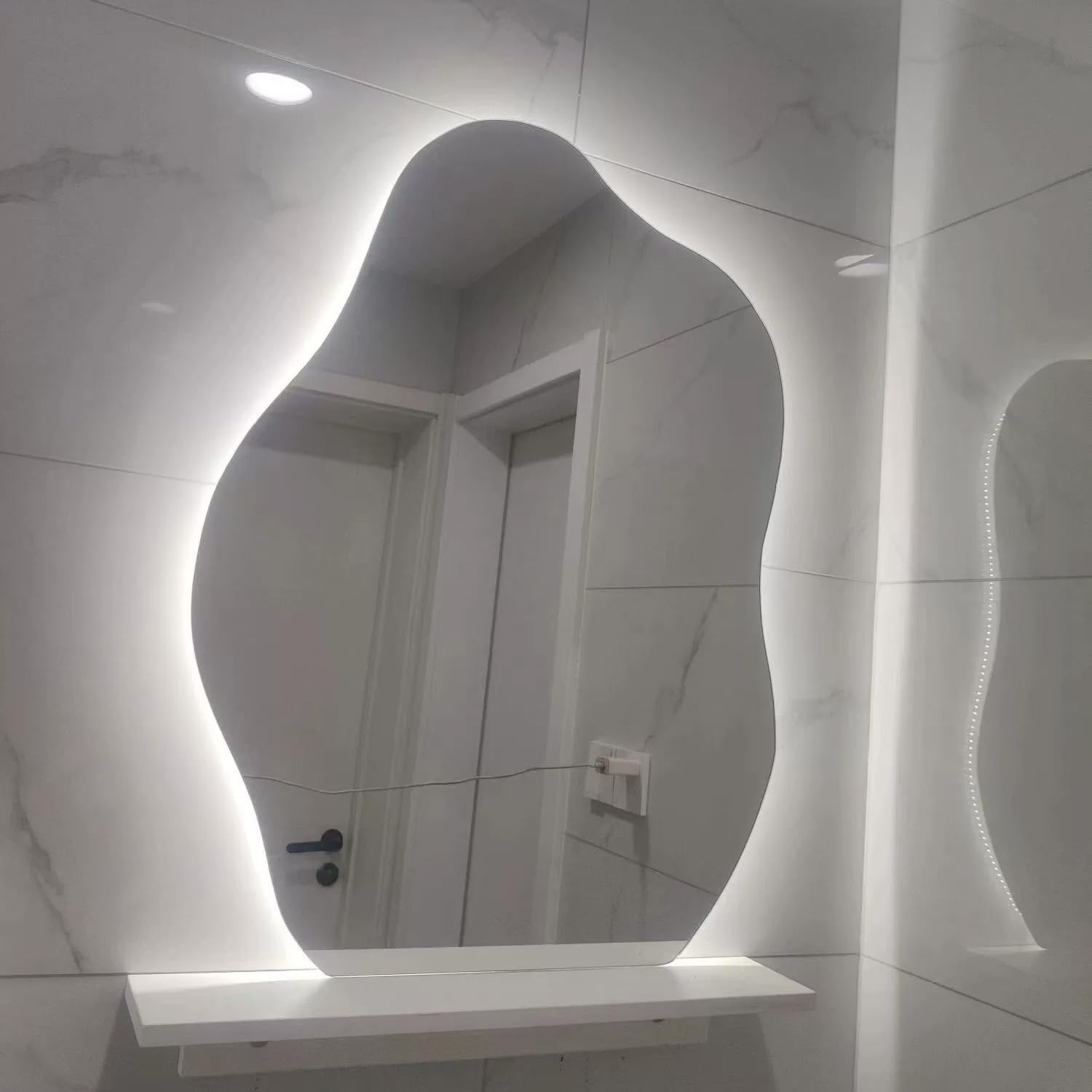 Inteligentne lustro Vani z podświetleniem LED, przeciwmgielne lustro ścienne z 3 kolorami światła, idealne do przedpokoju, łazienki, sypialni (76 x 122 cm)