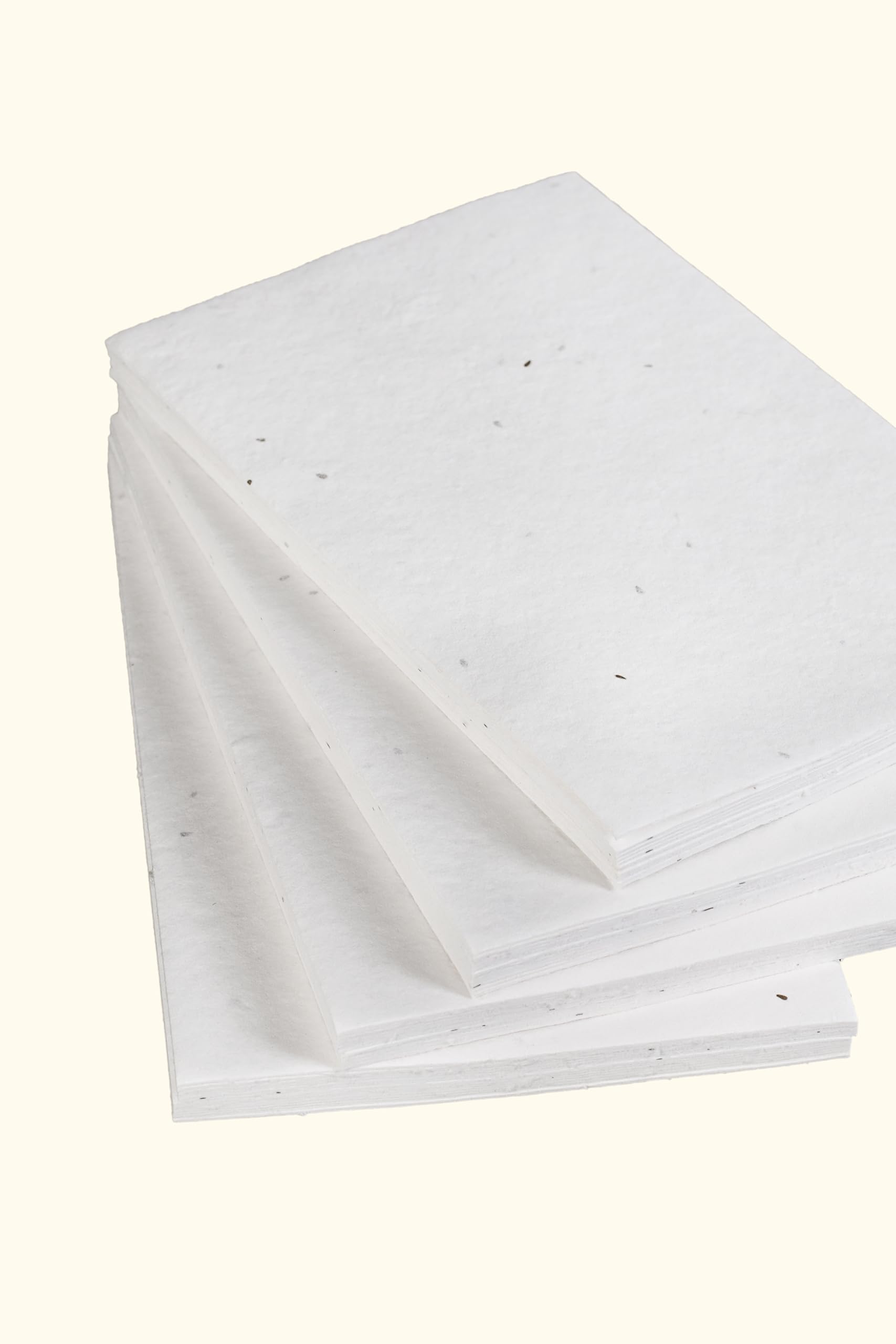 Wanderings Carta Piantabile con Semi di Fiori Selvatici A6 10,5x15 cm - 50 Fogli - Carta Fatta a Mano Riciclata 250 GSM - Biglietto con Semi da Piantare per Scrittura, Schizzi, Idee Regalo Ecologiche