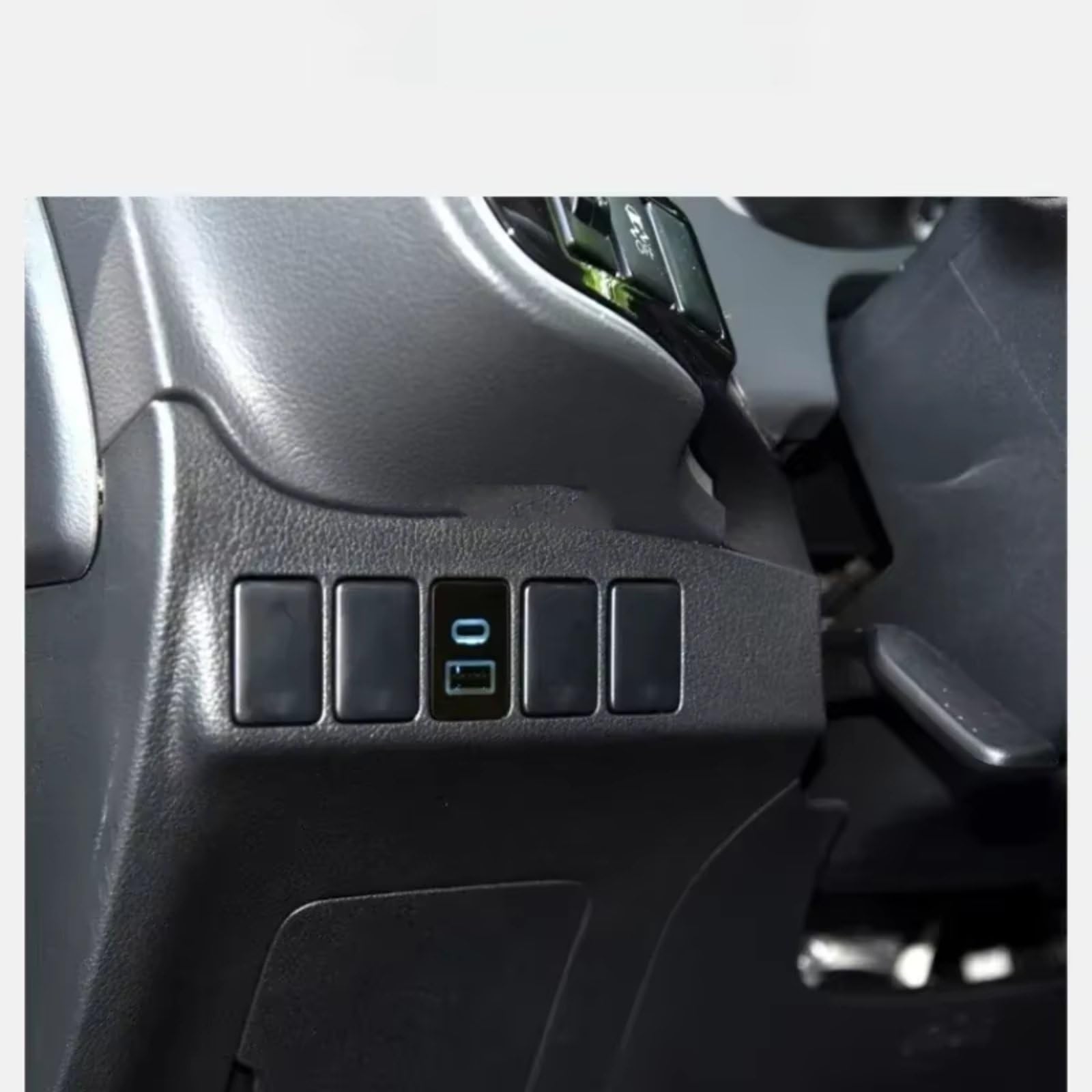 Aux USB carga Módulo Enchufe USB Consola Compatible Con Mitsubishi Para Outlander Cargador Coche PD Carga Rápida QC3.0 Adaptador Carga De Teléfono Salida