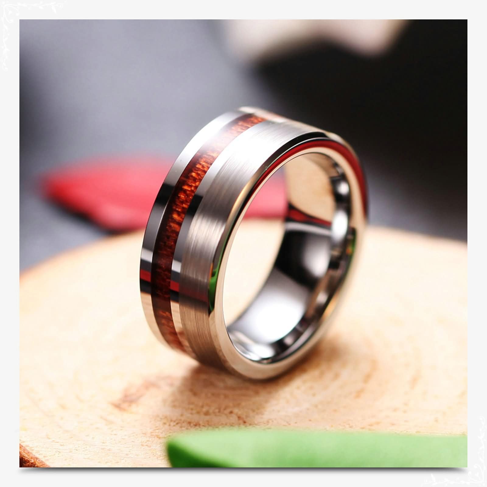 Anillo Tungsteno para Grabar Hombre, Redondo 8MM con Grano de Madera Anillo de Plata Compromiso Hombre