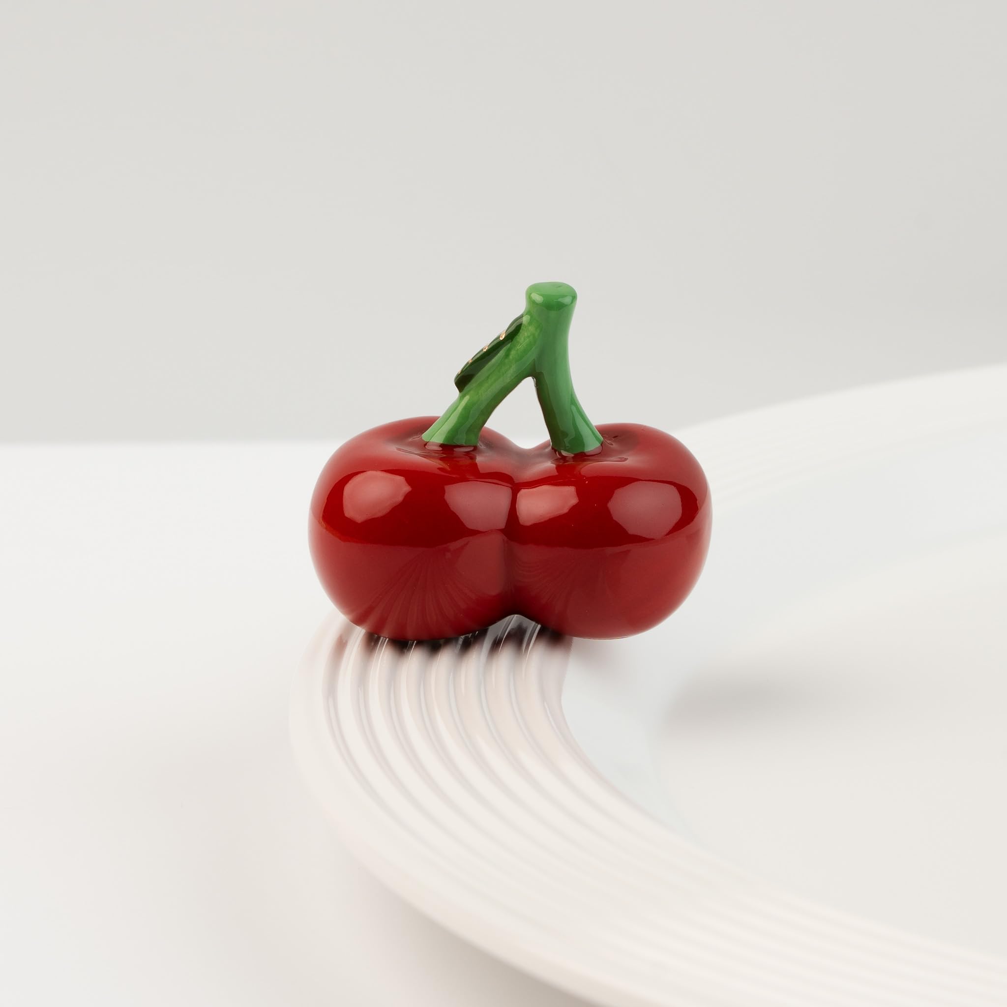 Nora Fleming Cheery Cherries (cereja dupla) A453 - decoração