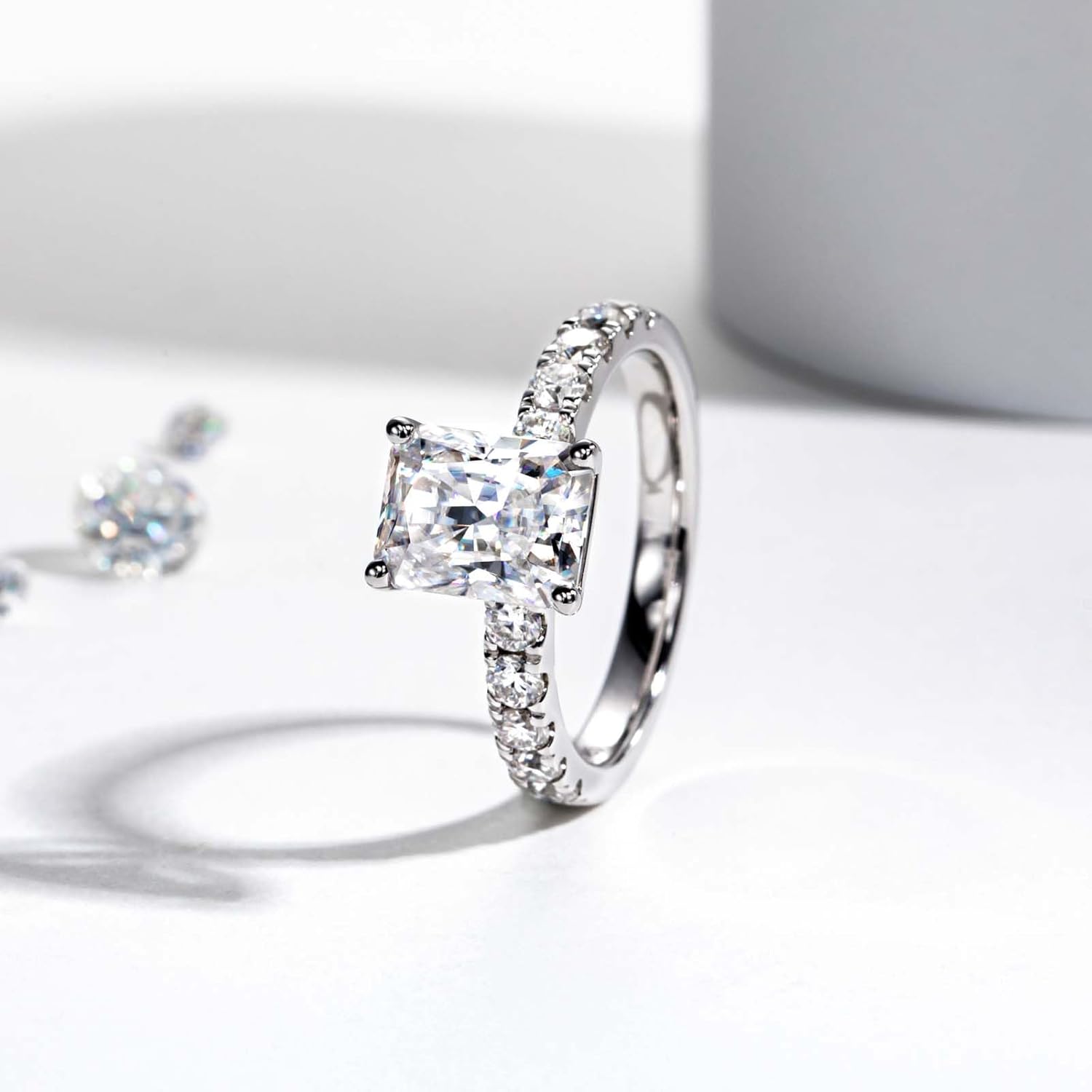 Radiant/Princess/Emerald Cut Moissanite Engagement Rings 3.28-3.6cttw(3CT Center Stone) D Color VVS1 White Gold Plated 925 Sterling Silver Wedding Promise Rings for Women with Certificate