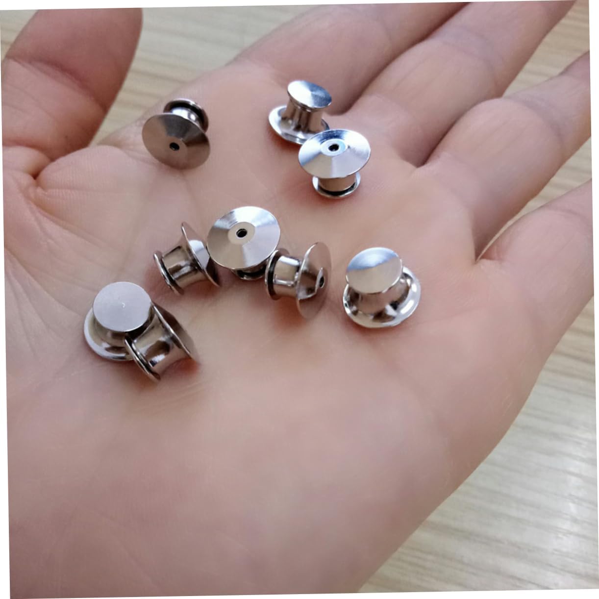 STOBOK 90pcs Locking Pin Clasps for Brooches Badges Silver Flat Locking Pin Backs Easy Design