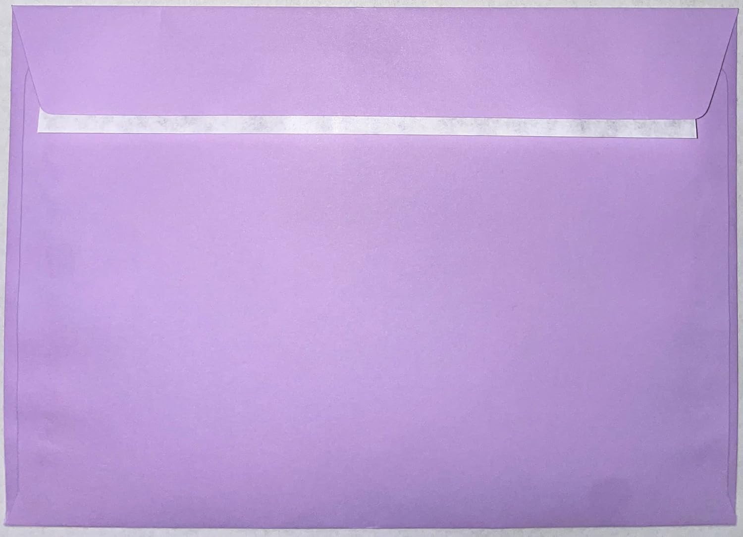 C4 Coloured Envelopes Perfect for A4 Christmas Cards Greeting Cards Invitations Office Use Peel & Seal Mailing Envelopes 324mm x 229mm Pack of 50 (Lilac)