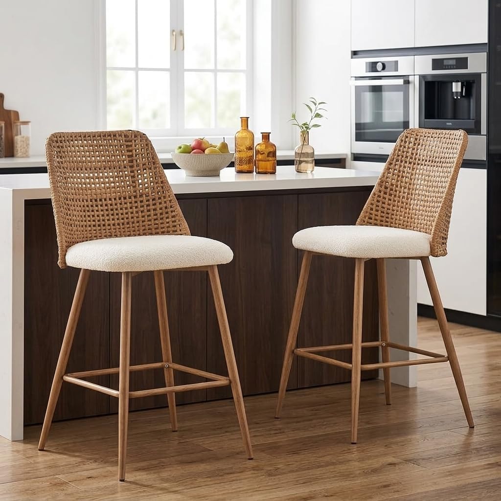 Rattan Bar Stools Set of 2，Modern Upholstered Counter Height Bar Stools with PE Rattan Back,26" H Seat Height Bar Chairs Island Barstools with Solid Metal Legs for Kitchen Counter Home Pub,Brown