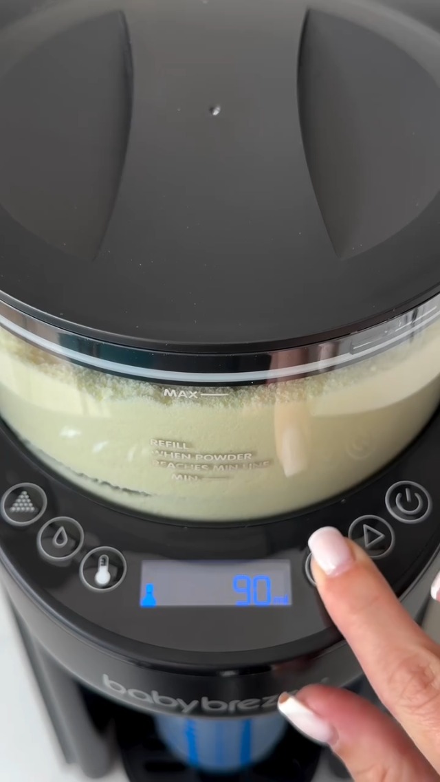 Baby Brezza New and Improved Formula Pro Advanced Formula