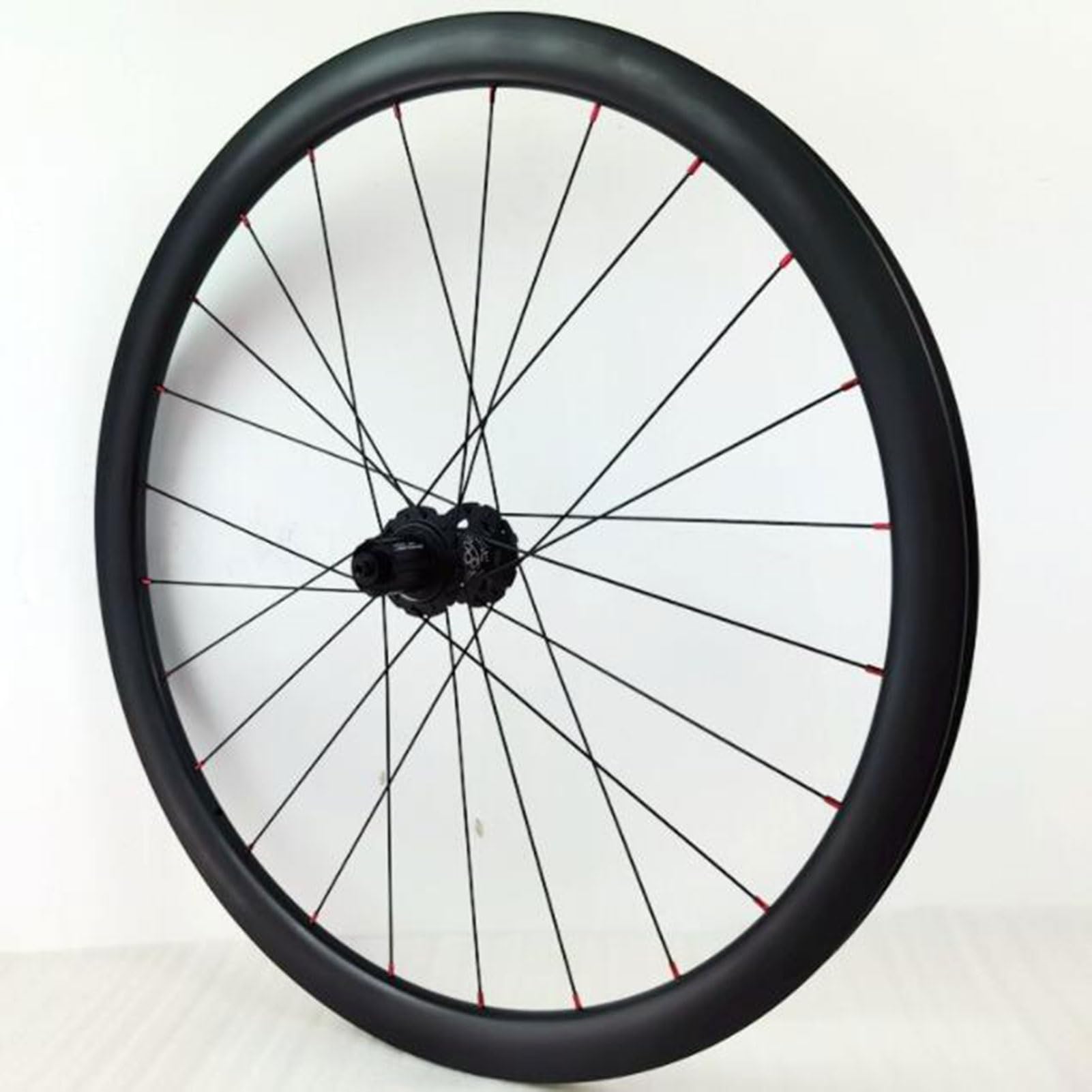 Amazon.co.jp: カーボンファイバー製ロードバイク用ホイールセット、20