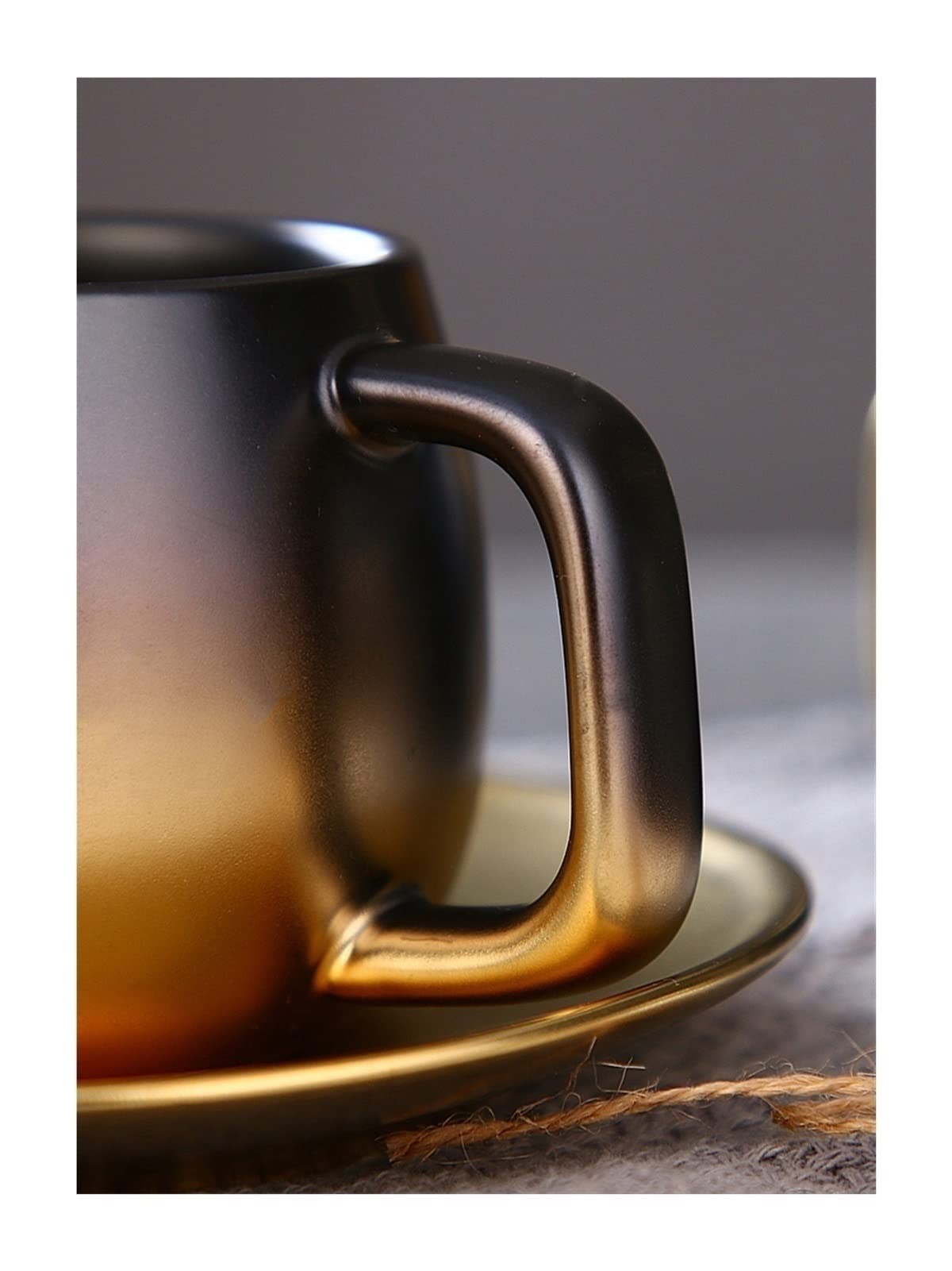 Ceramiczny zestaw kubków do kawy ze spodkiem i łyżką, kreatywny matowy design, pojemność 280 ml, idealny dla rodziny i przyjaciół