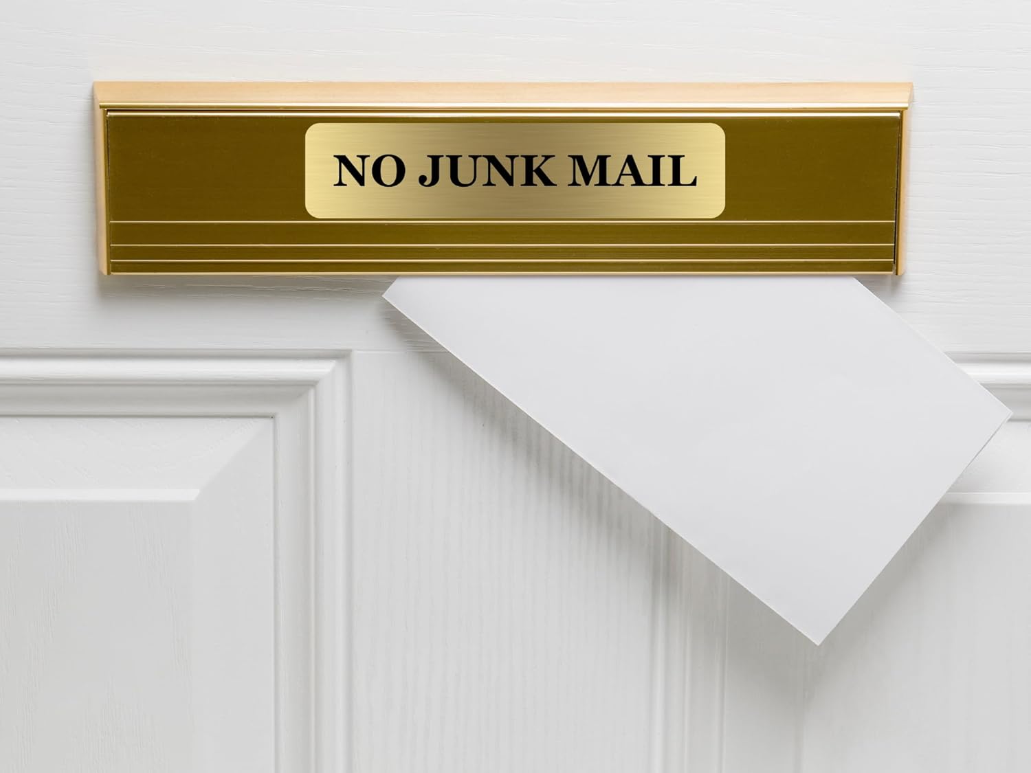 No Junk Mail Sign - Gold Metallic Adhesive Letterbox Plaque - Outdoor Weatherproof Aluminium Composite - Peel & Stick Mailbox Label