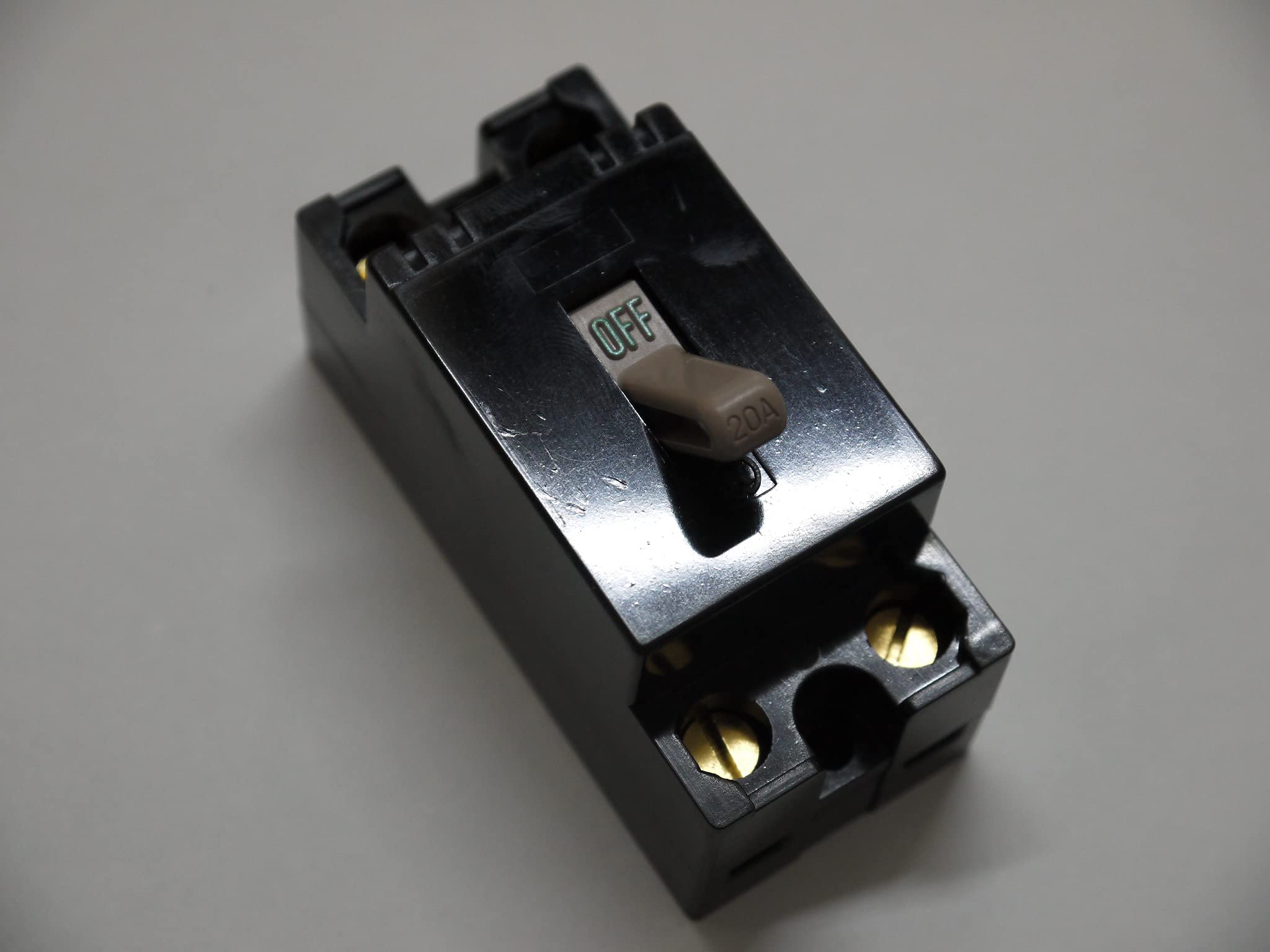 Eau Rouge オールージュ cp-br/20au hg ブレーカー Amazon.co.jp: Eau Rouge(オールージュ) オーディオグレード