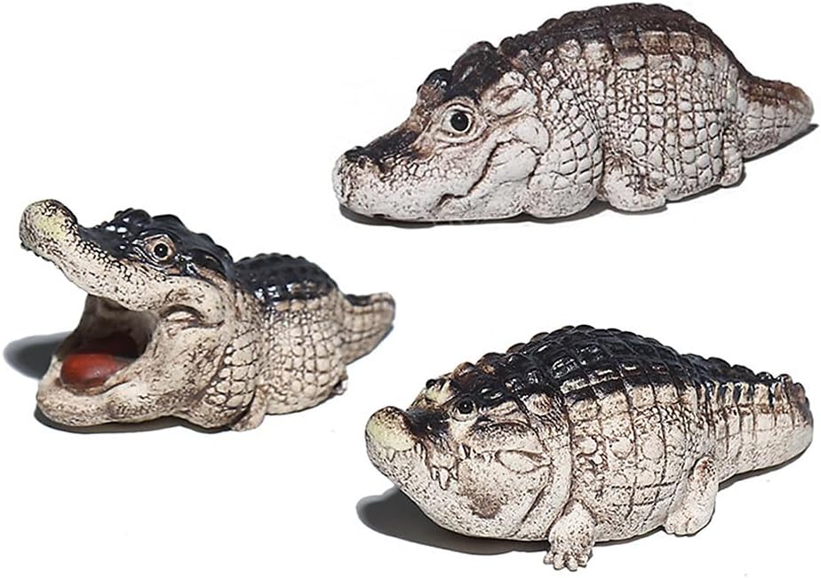 ZVZKC Tea Pet Alligator Figurine, Cute Alligator Baby Statue Ornament, Chubby Mini Alligator Desk Pets, Alligator Decor Small Sculpture, Handmade Crocodile Figurine for Home Garden Decoration (1Set)