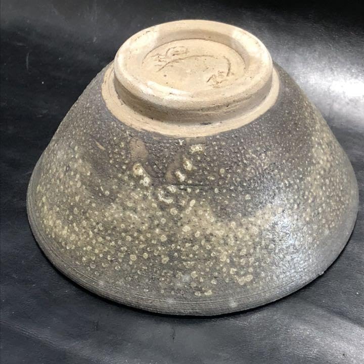 究極の古美術◼️蔵からかなり凄そうな茶道具の夏茶碗が出てきました。抹茶茶碗、 Amazon.co.jp: 究極の古美術蔵からザラザラした凄みのある抹茶