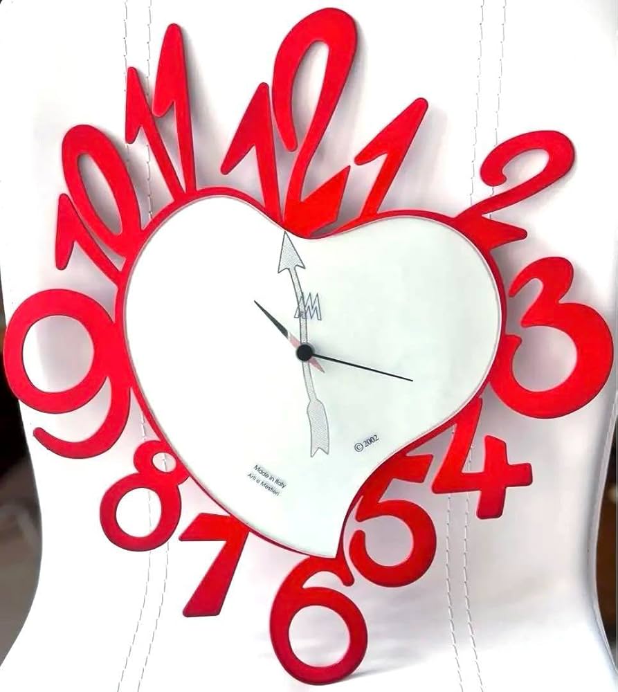 Arti e Mestieri ハート型掛け時計 赤 Arti e Mestieri ハート型掛け時計 赤