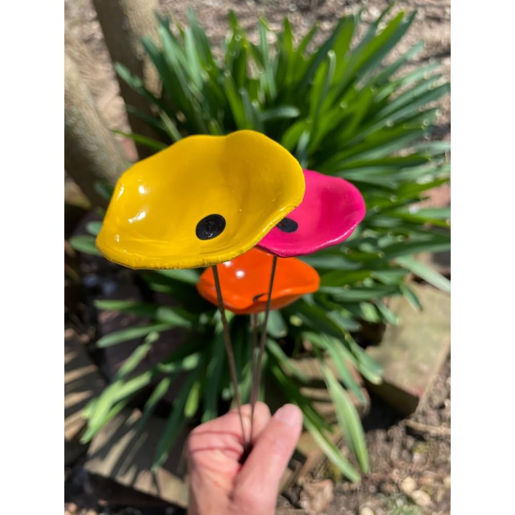 Stazione di irrigazione per api, pozzanghera di farfalle, tazze per colibrì, impollinatore per api e farfalle, mini pali per fiori e api per decorazione esterna da giardino e cortile (rosso, 3 pezzi)