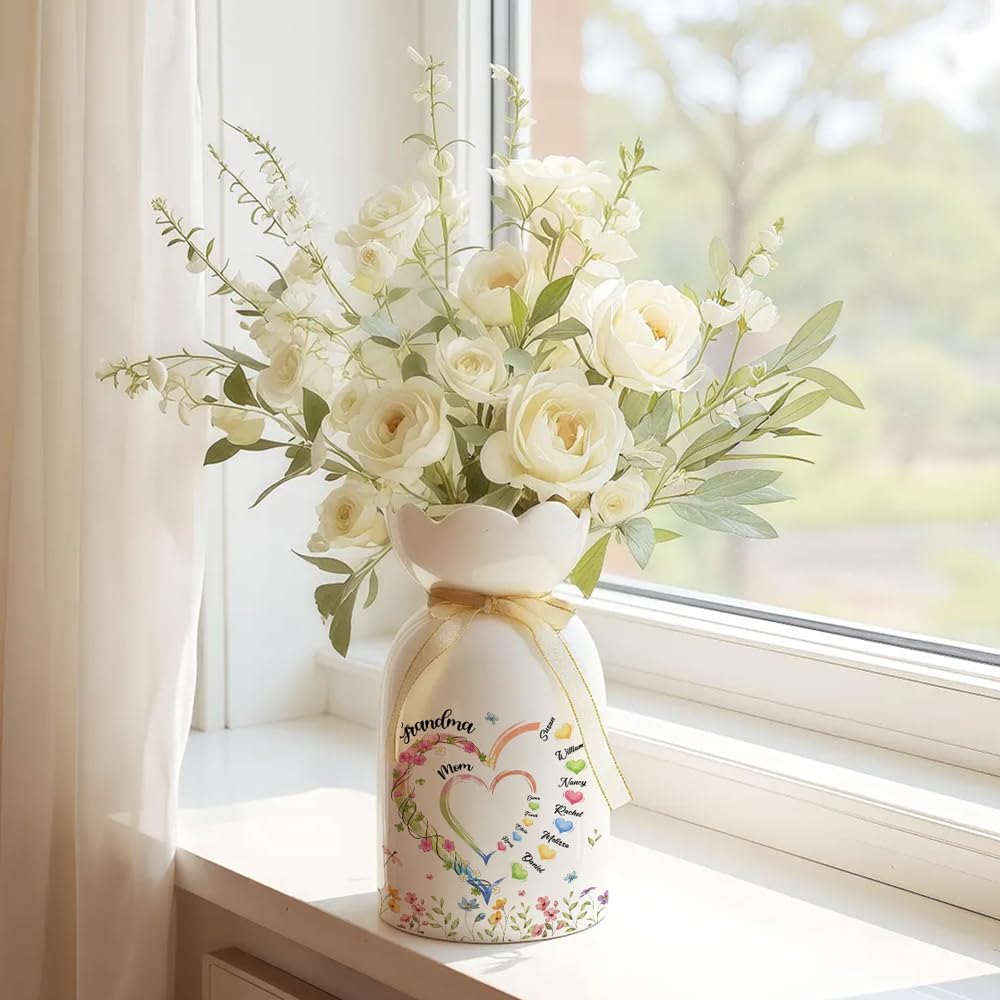 Wrappiness Personalized Grandma Flower Vase with Ribbon Tie - First Mom Now Grandma Custom Names of Kids & Grandkids Heart Decorative Ceramic Vase, Mothers Day Birthday Gift for Nana Gigi (Vase 01)