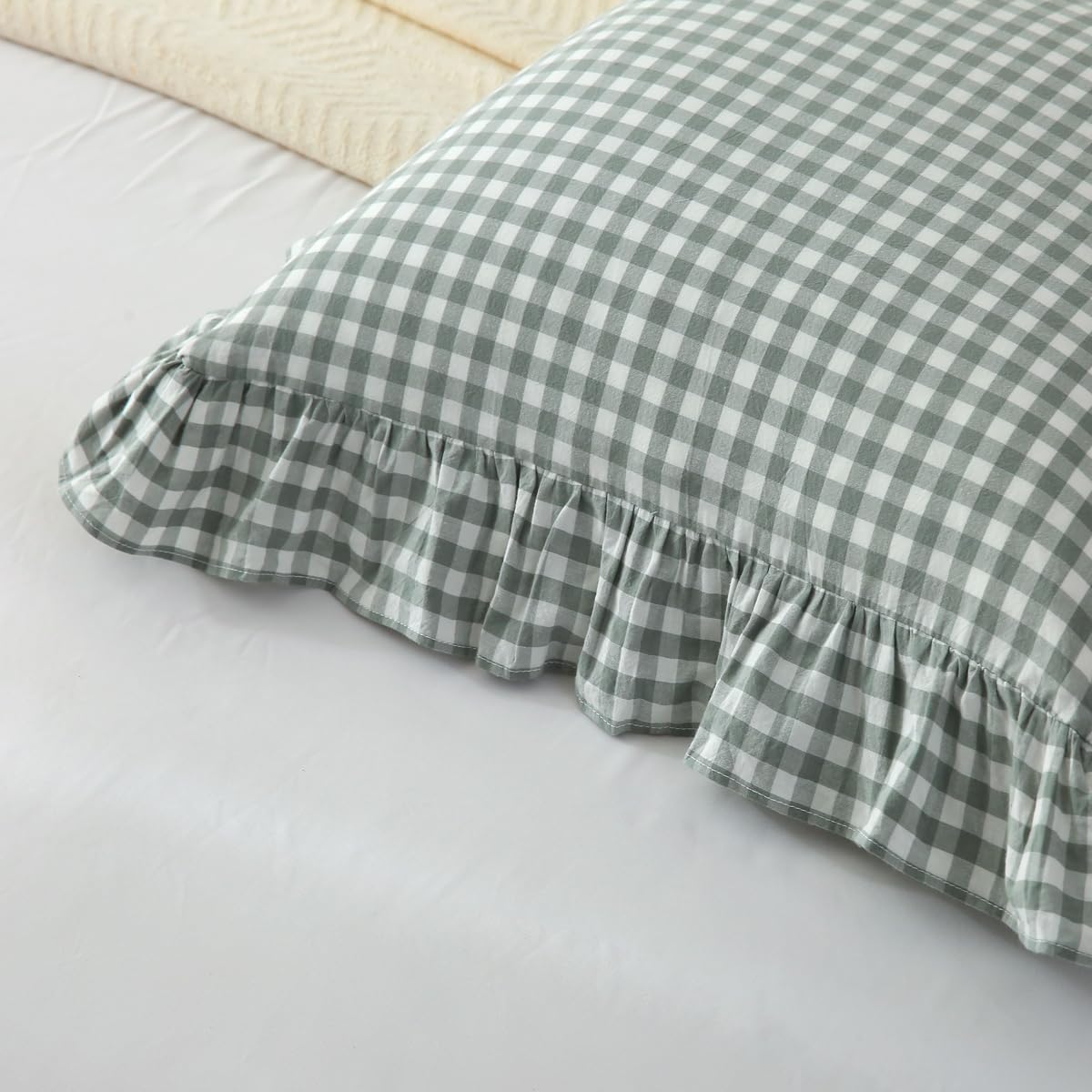 Mywinlle Lot de 2 Housses de Coussin Vintage à Volants en Coton délavé pour canapé, lit et Salon - 66 x 66 cm - Vert