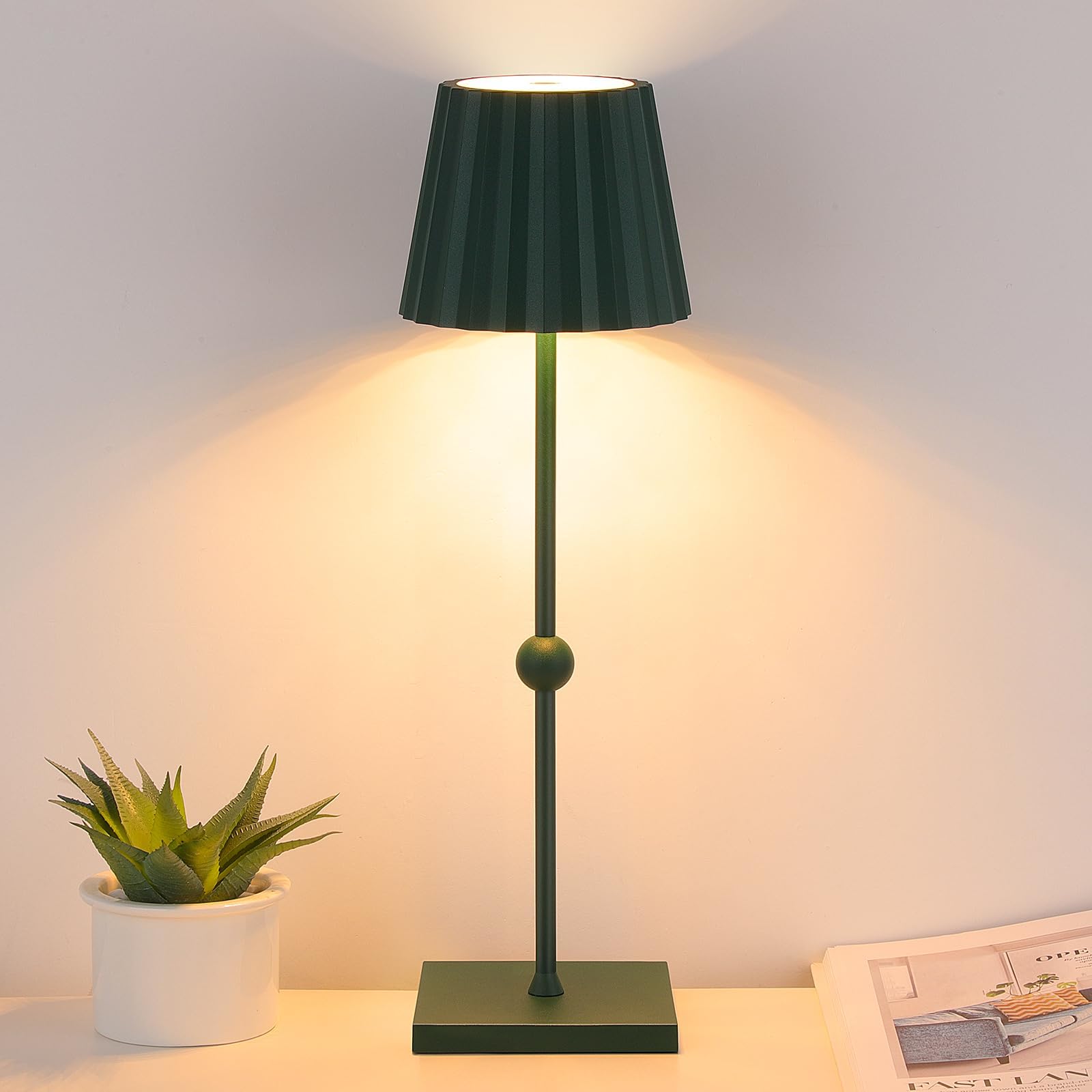 Beliani Lámpara LED Inalámbrica De Mesa FRANCOLI Con Regulador De Intensidad Metal Marron 94482564