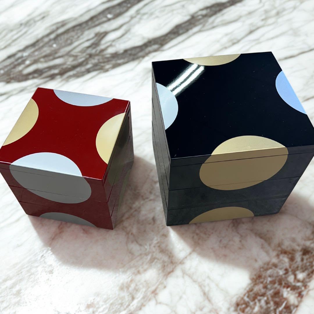 漆器三段重箱 赤(小) 黒 (大)セットで 漆器三段重箱 赤(小) 黒 (大)セットで 重箱特集 || 伝統工芸品