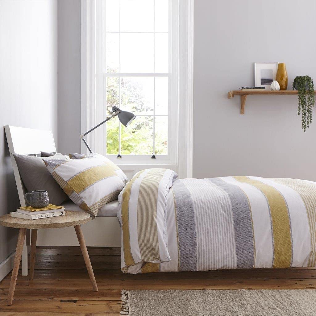 Funda Nórdica Ocre Rayas Newtime Color Ocre Talla Cama 90 - Dhestia Home