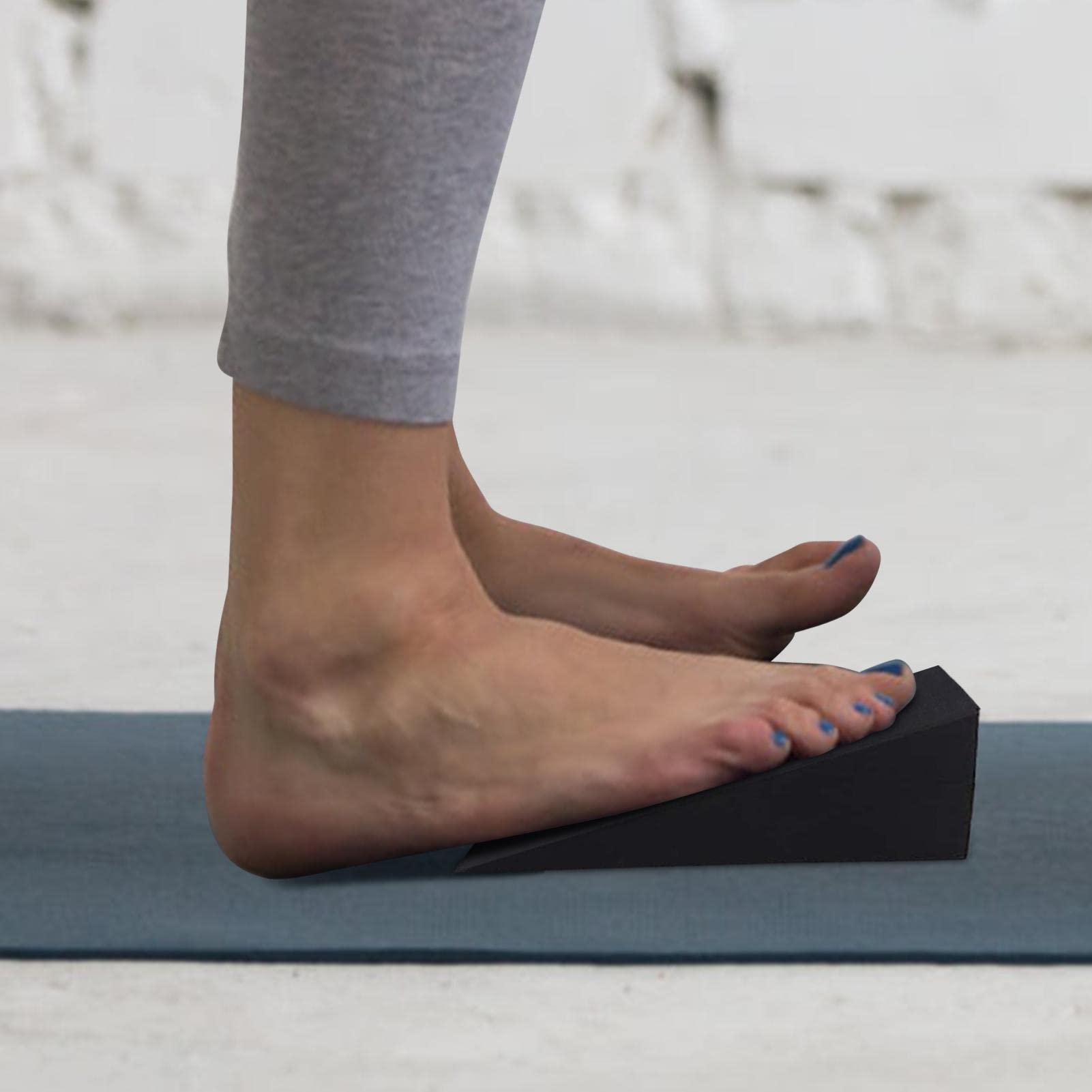 Yoga Block Wedge Yoga Foam Slant Board Calf Stretcher for Wrist and Lower Back Support, Knee Pad, Back Support, Black